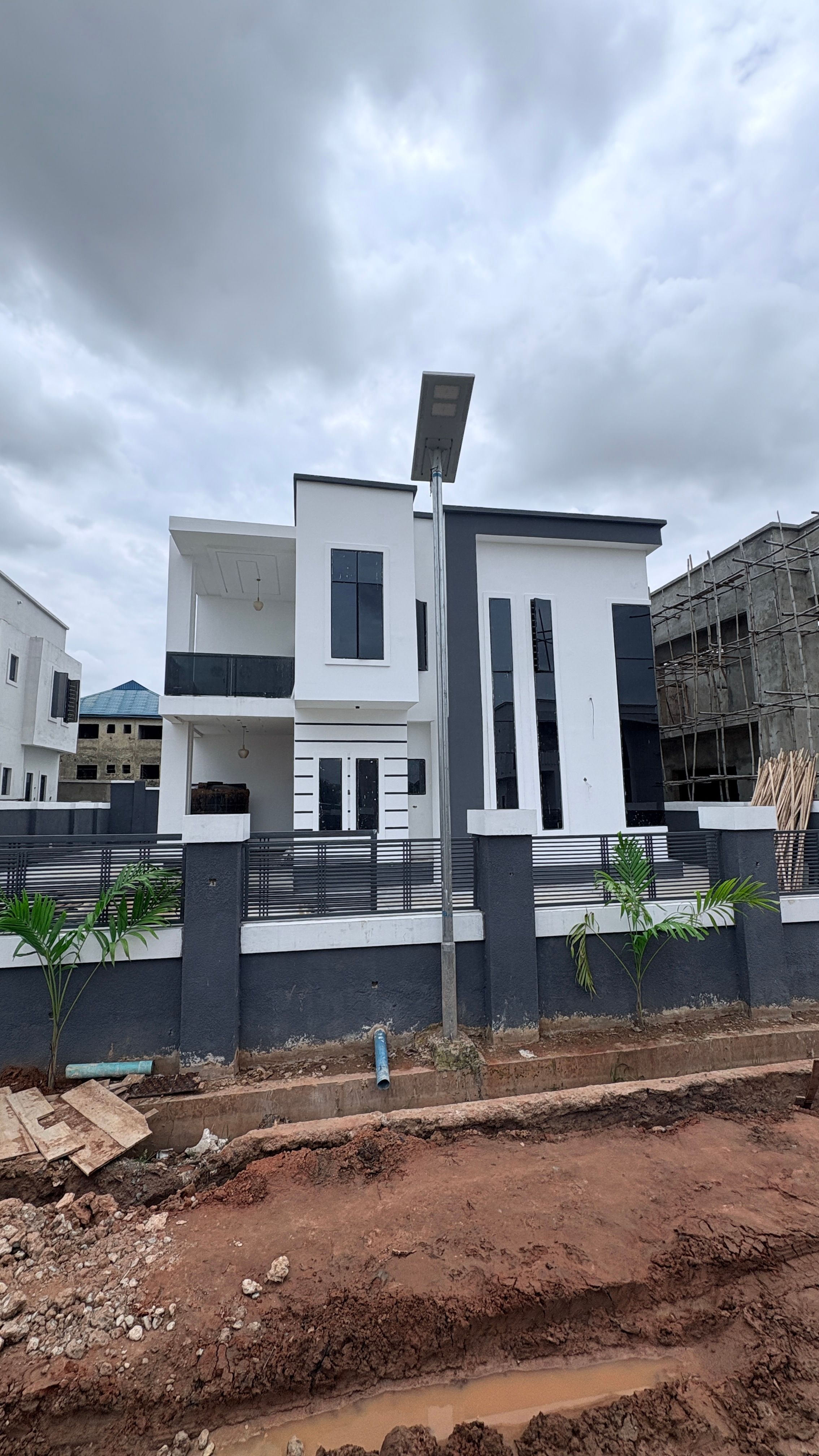 5-BEDROOM DUPLEX thumbnail 5
