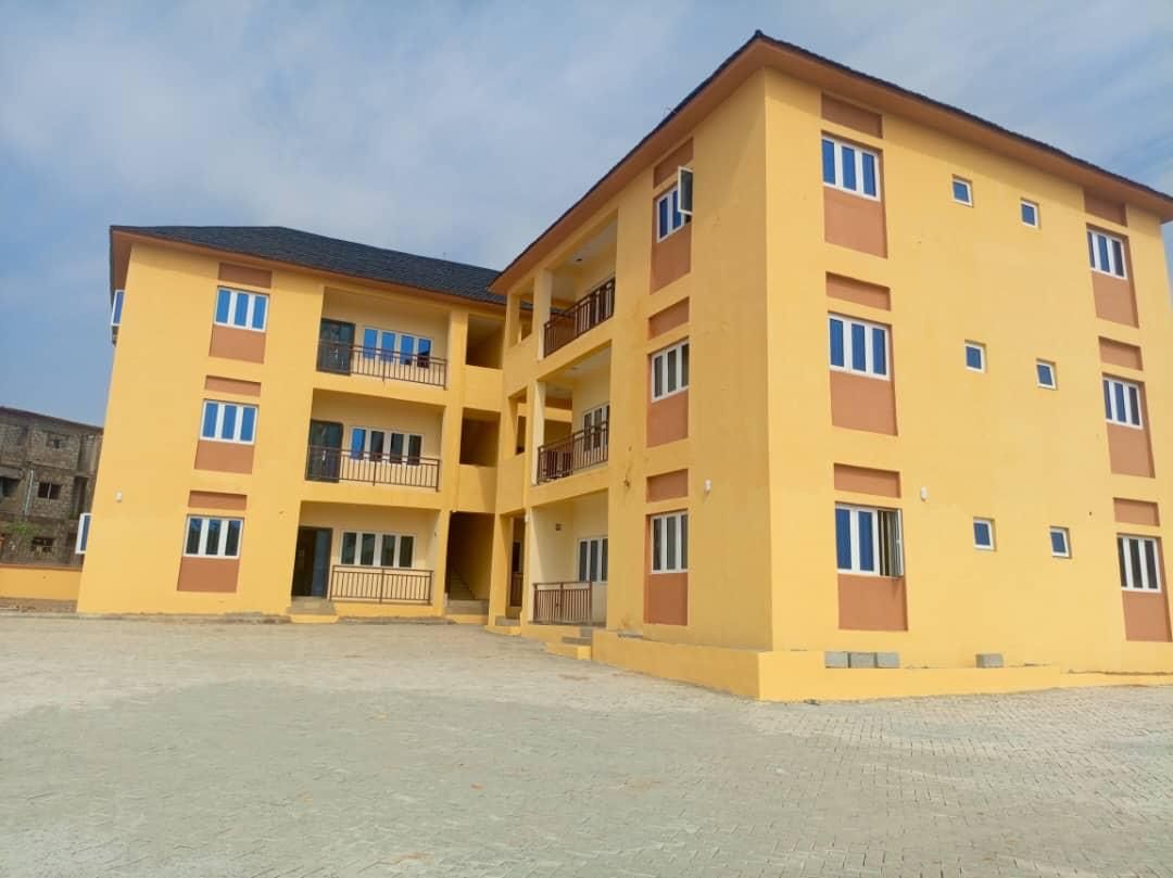 Hosanna Estate (3 Bedroom Flats)