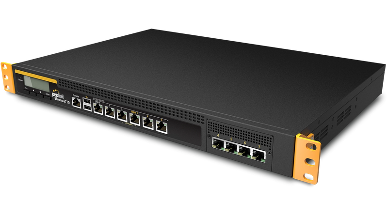 Enterprise SD-WAN router combining 7 WAN connections