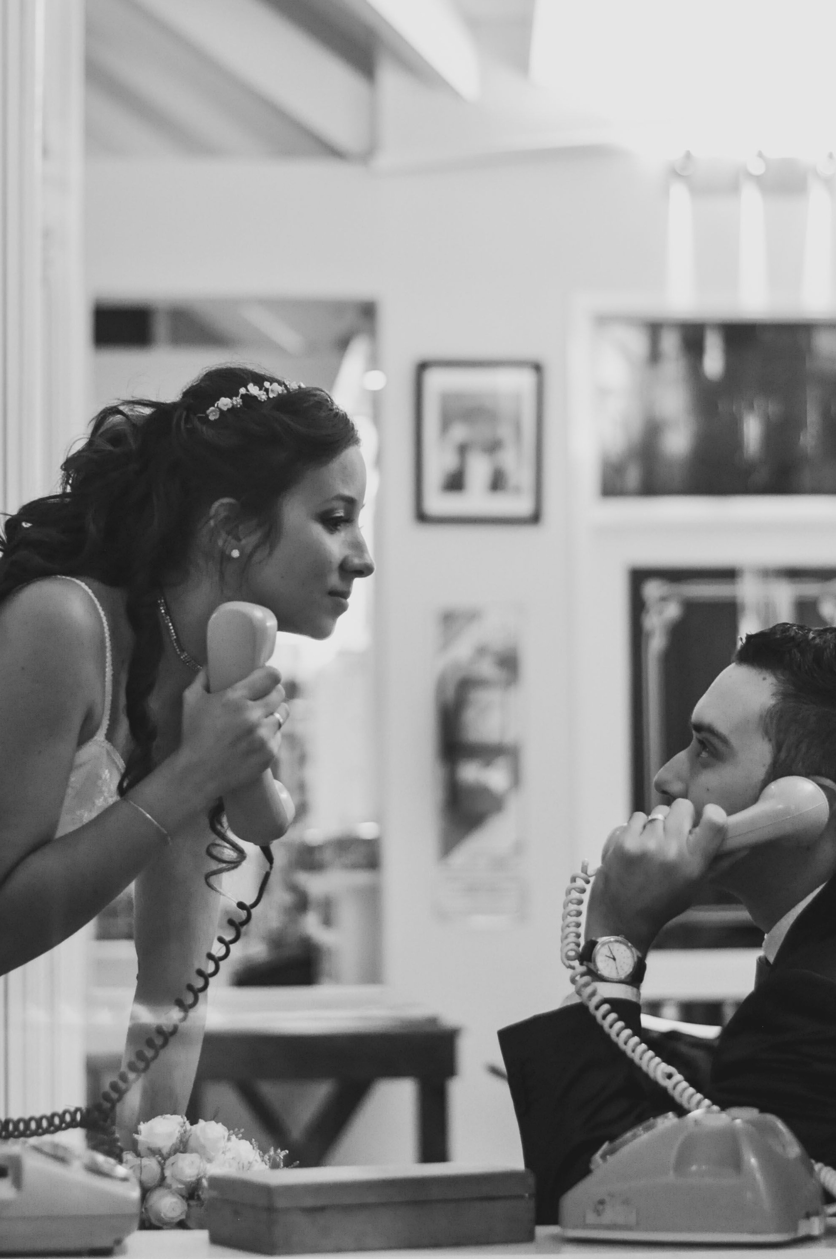 How Does an Audio Guestbook Work at a Wedding?