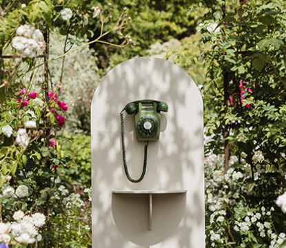 Why Audio Guestbooks Beat Traditional Wedding Guestbooks