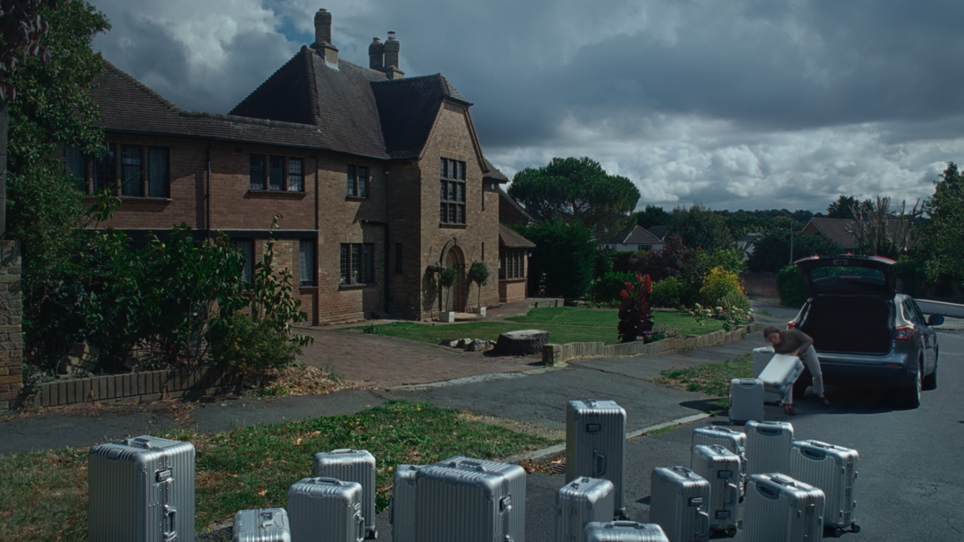 rimowa-868 poster image