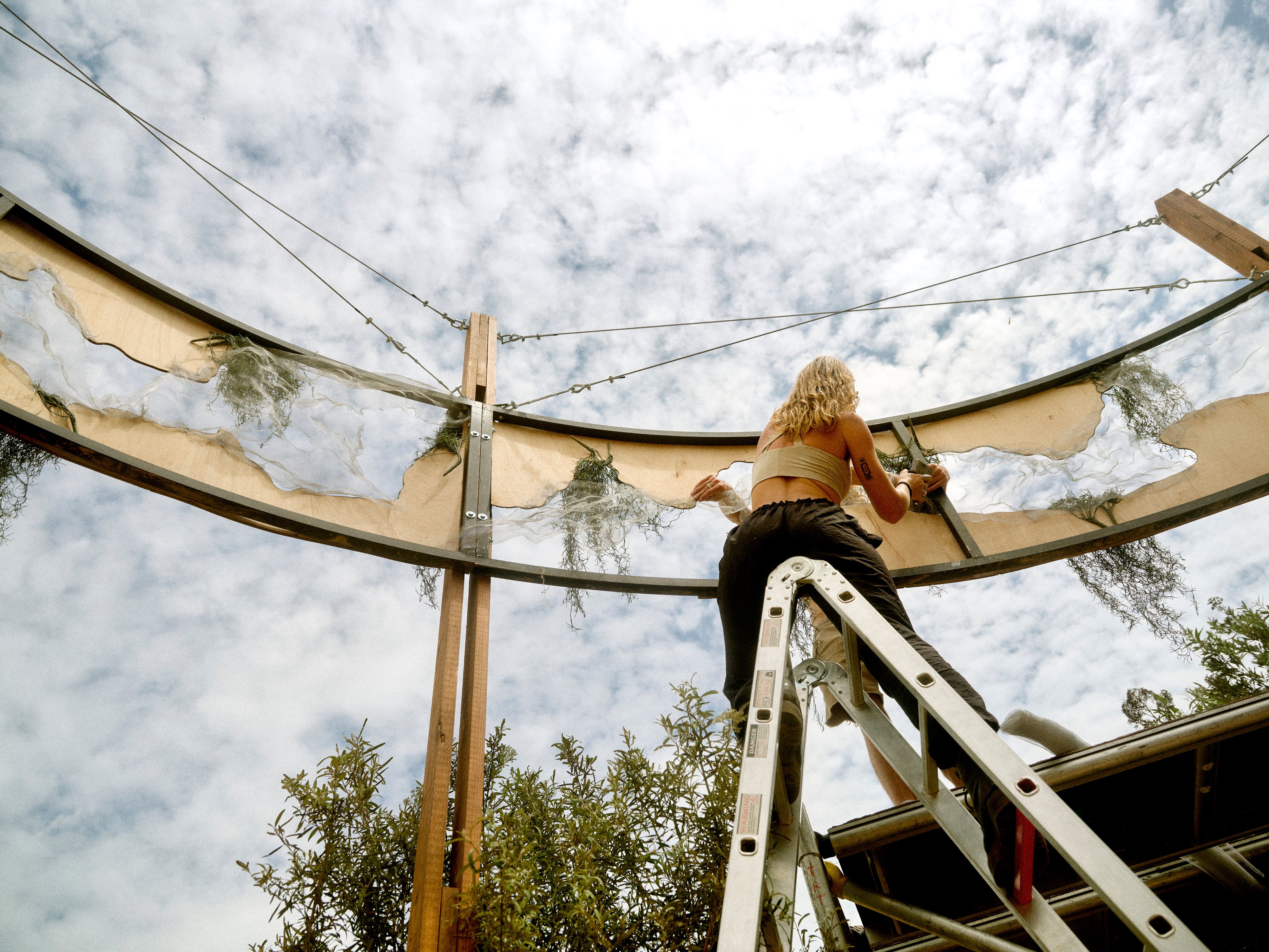 Picture of Building Other Worlds: The Art of Immersive Stage Design with Jess Elliot cover image