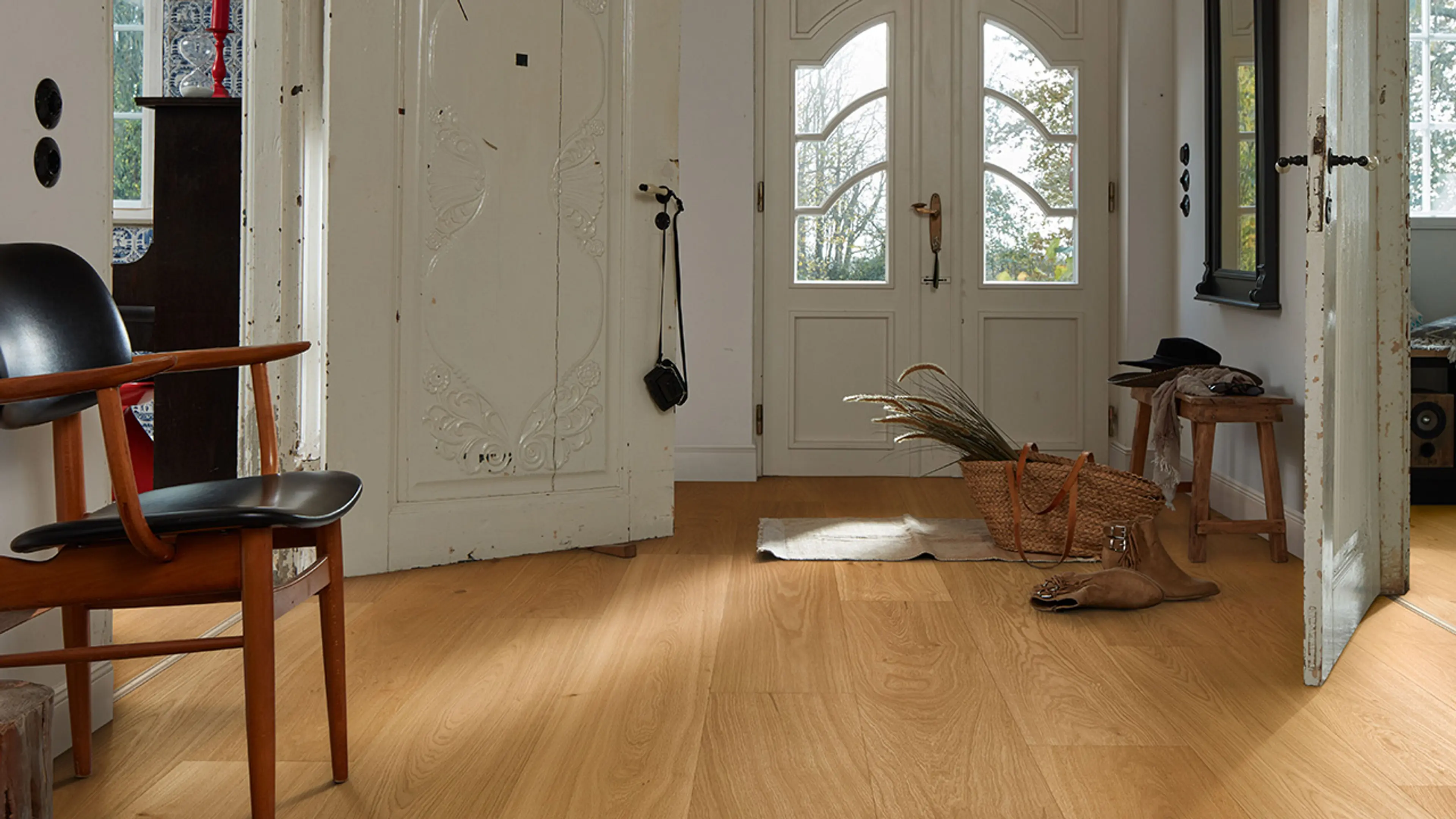 SAGA Hardwood herdet tregulv i gang.