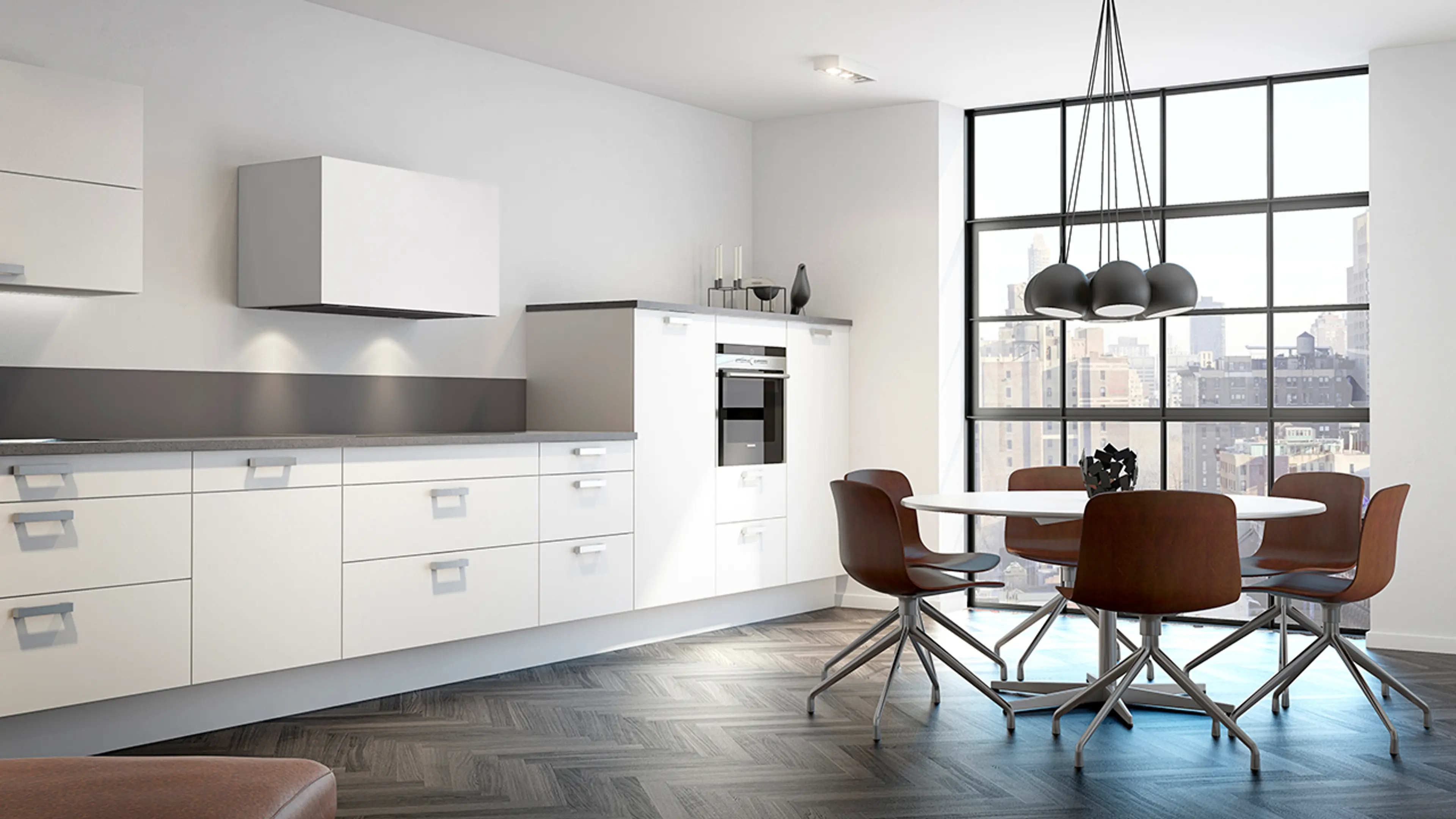 Hvit kjøkkenhette med RørosHetta Sense-teknologi i hvitt kjøkken med mønstergulv.