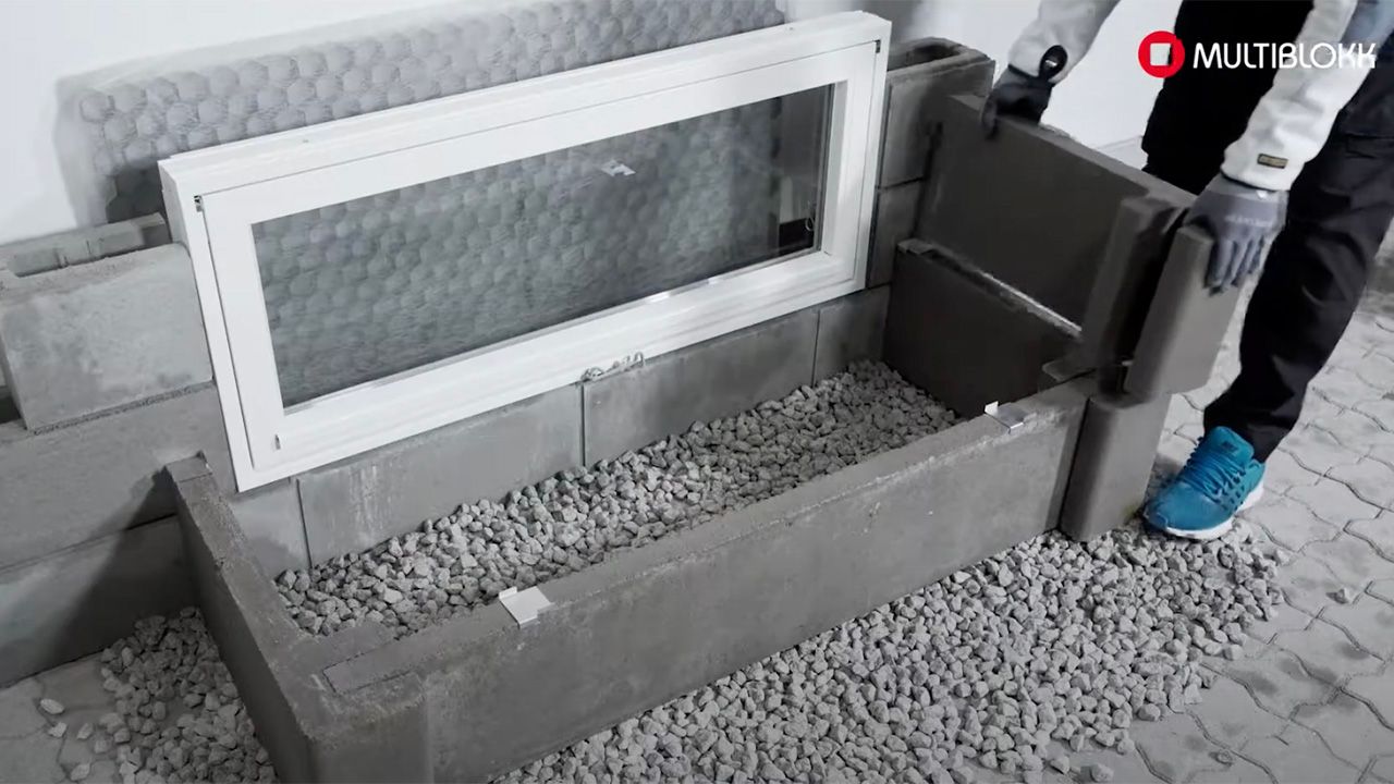 Skjermbilde av video som viser hvordan montere lysgrav.