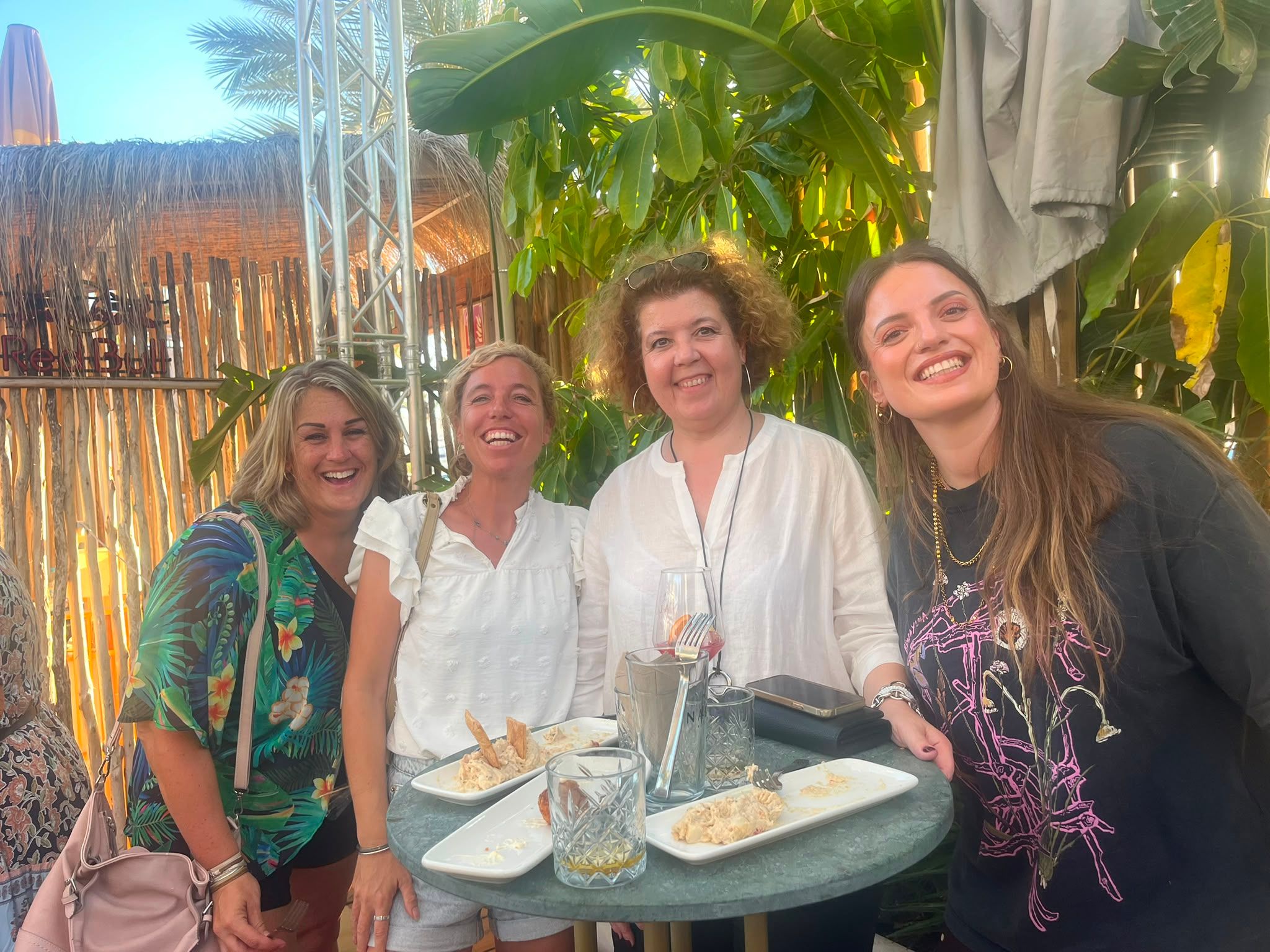 Amy, Chantal, Maria, Lotte | DamesZaken Alicante