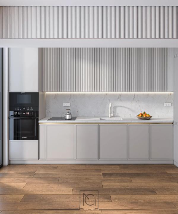 Randare de bucătărie gri deschis cu fronturi riflate, backsplash din marmură și cuptor negru