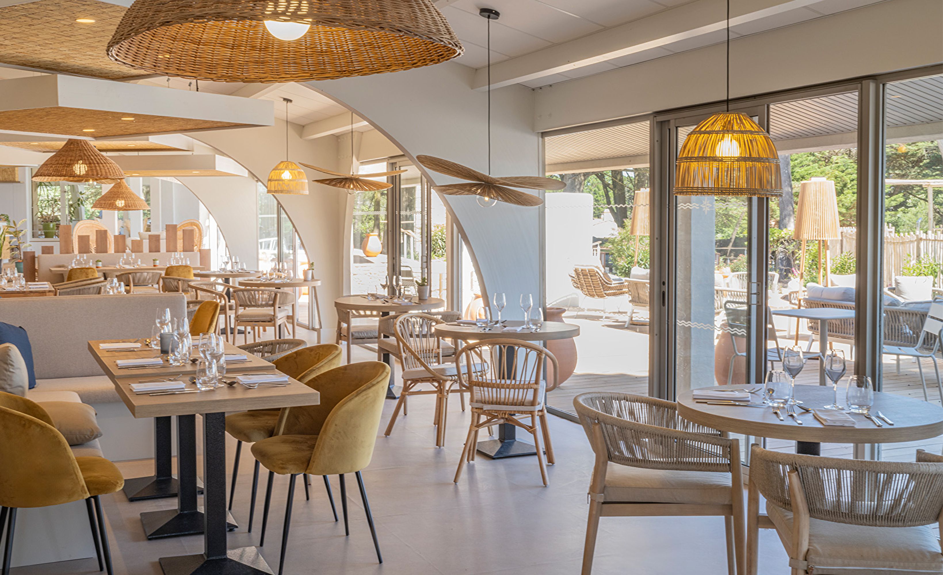 Restaurant rotin