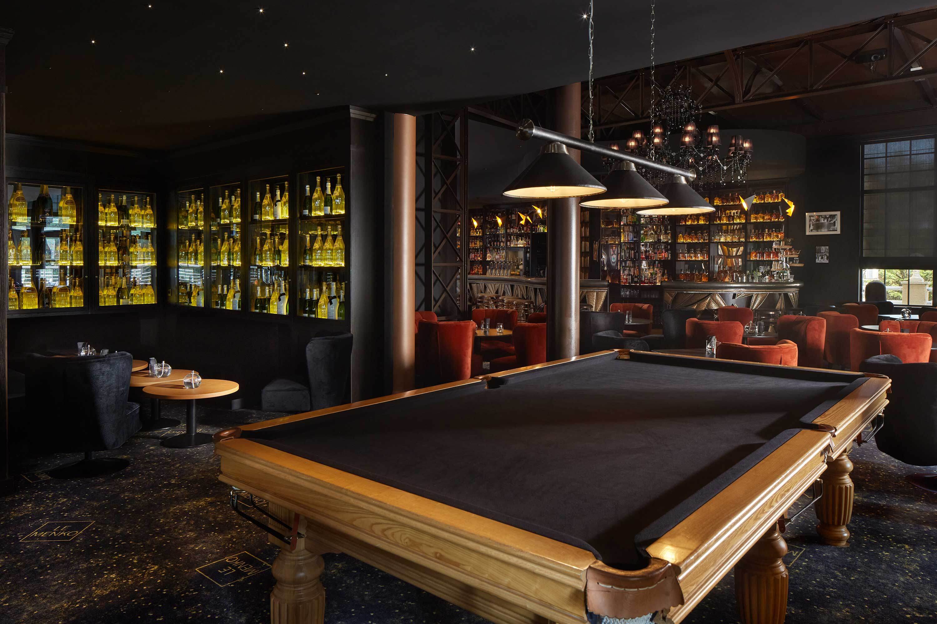 Lounge billard