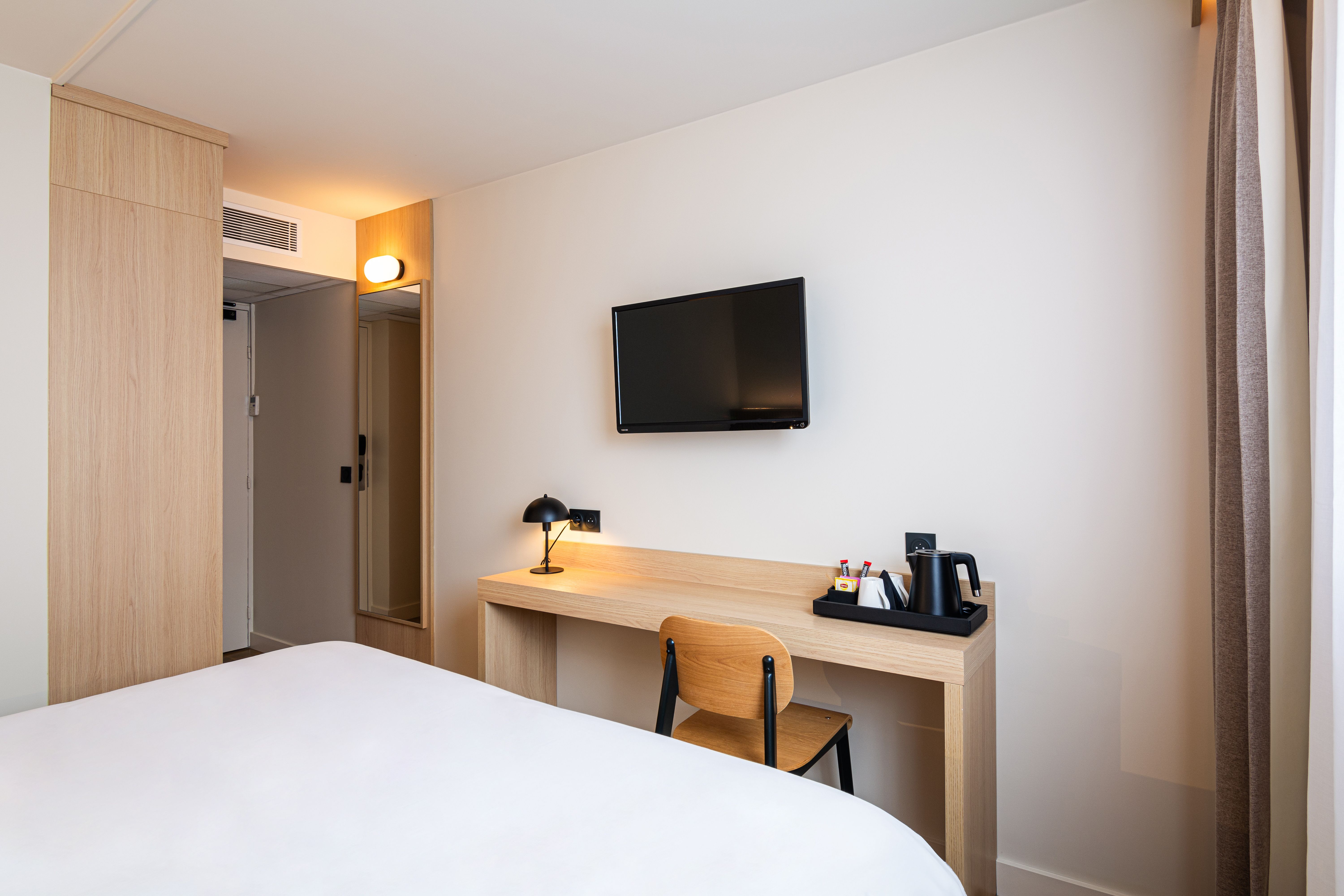 Chambre double bureau