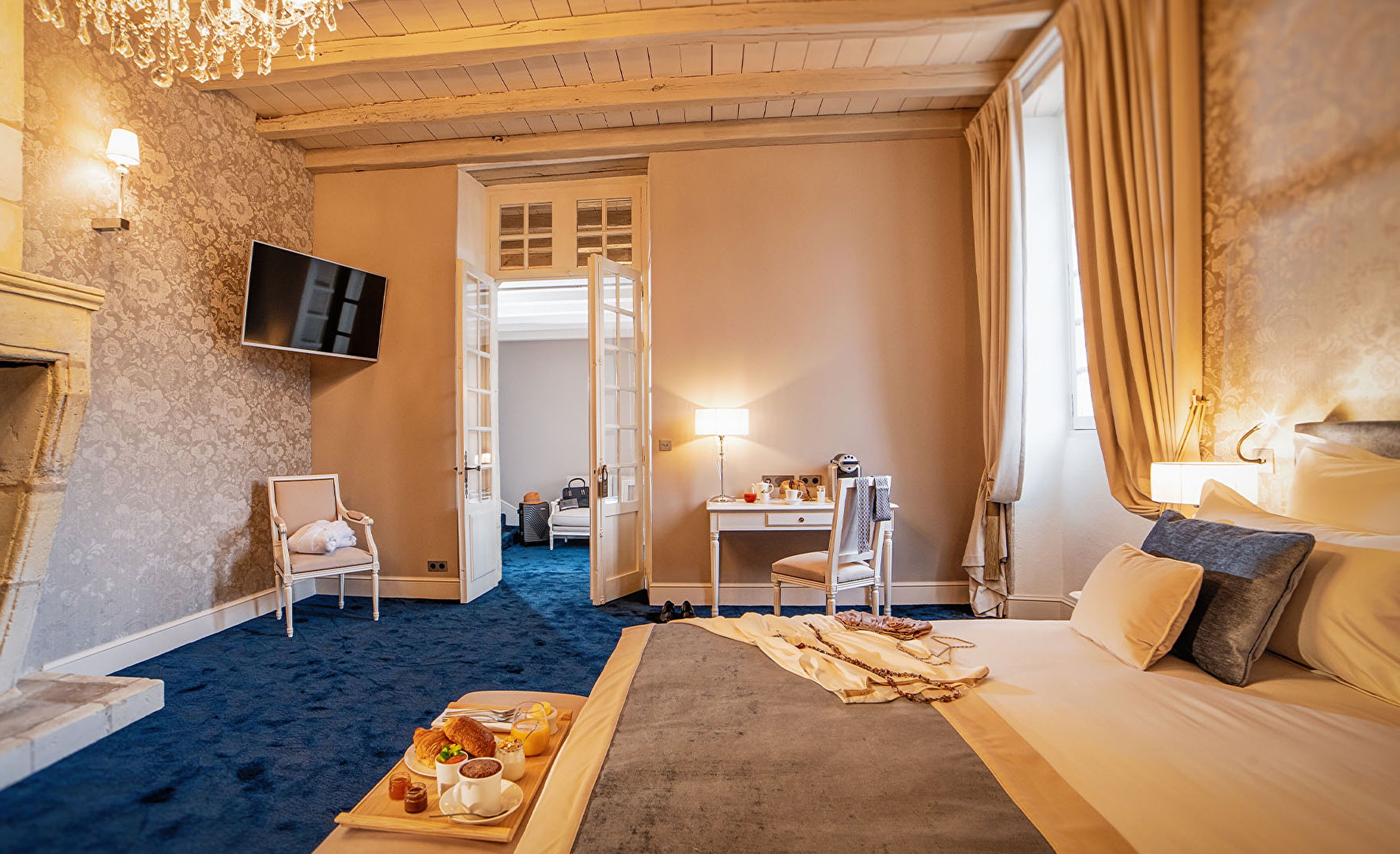 Chambre double cheminee