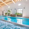 Spa piscine interieure jacuzzi