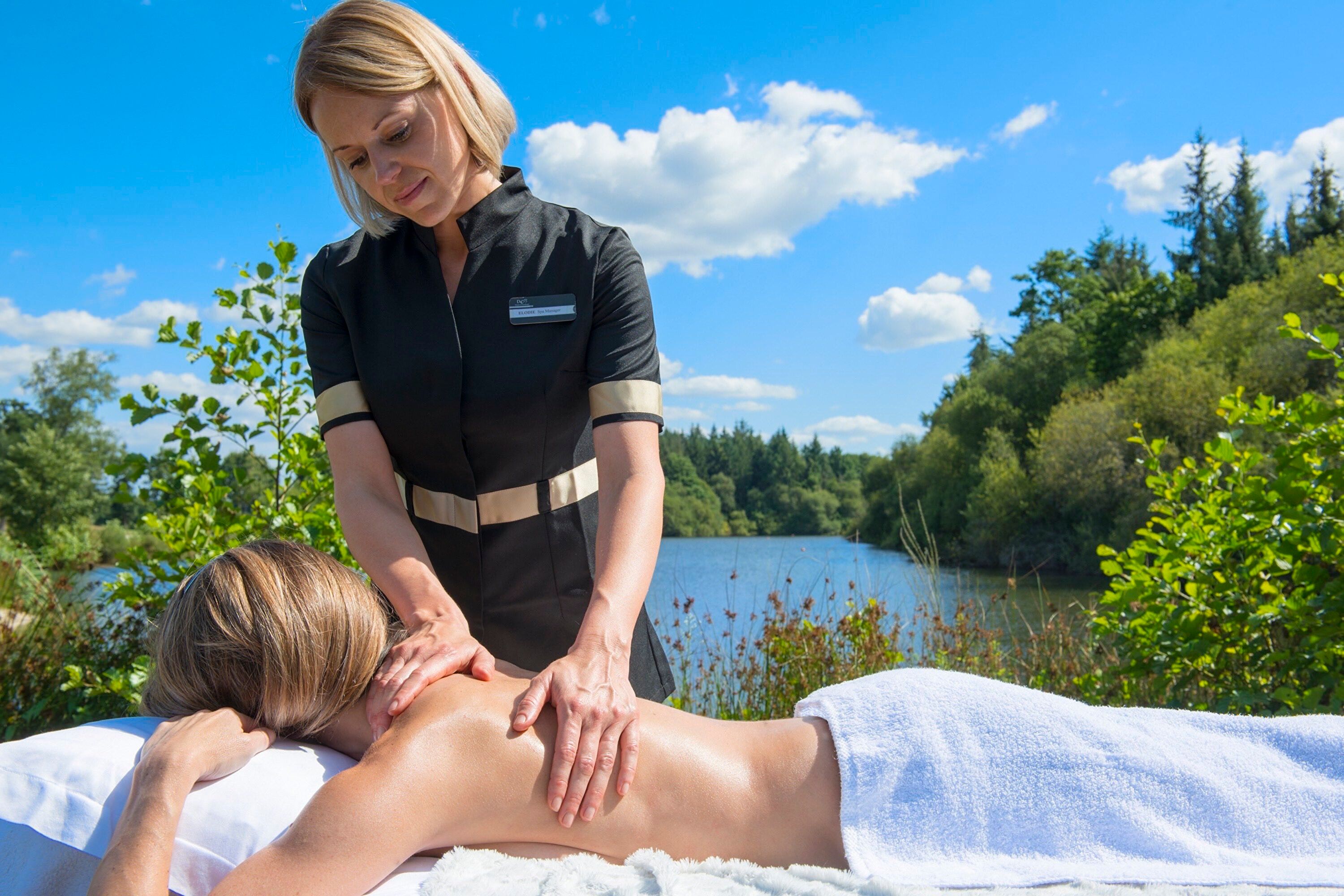Spa massage exterieur lac
