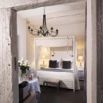 Chambre baldaquin blanc
