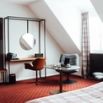 Chambre double mansardee bureau
