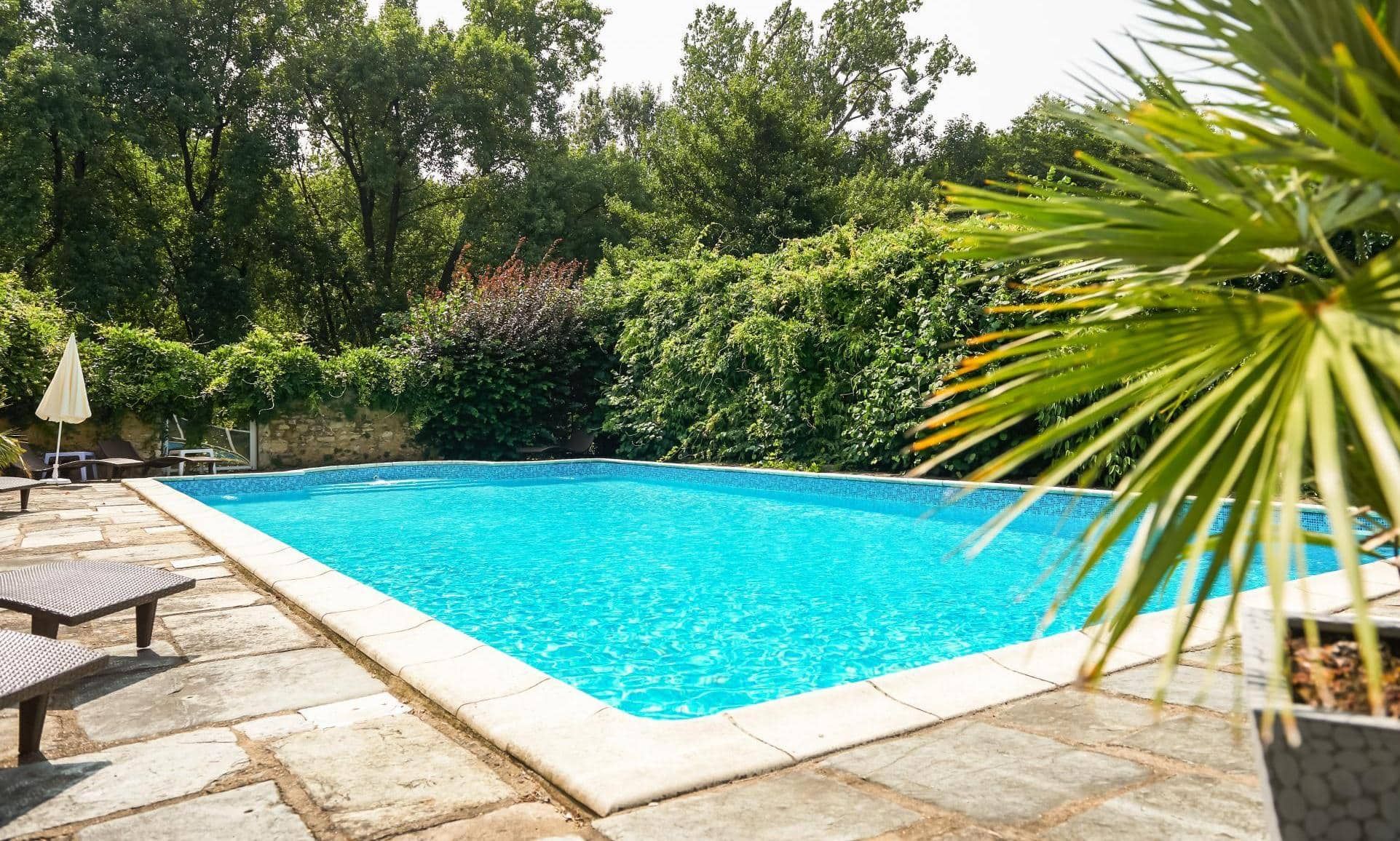 Piscine exterieure