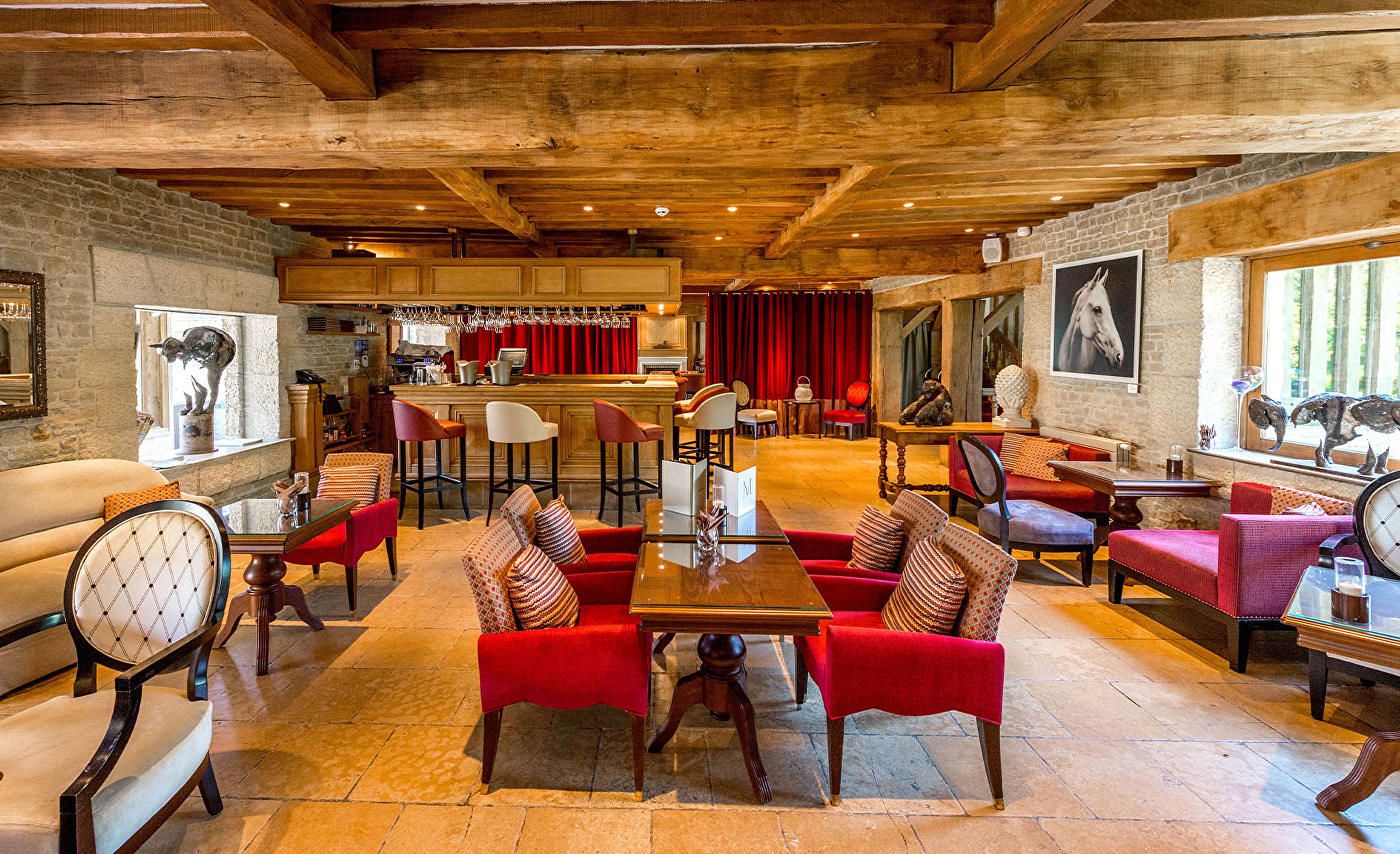 Bar lounge pierre poutres