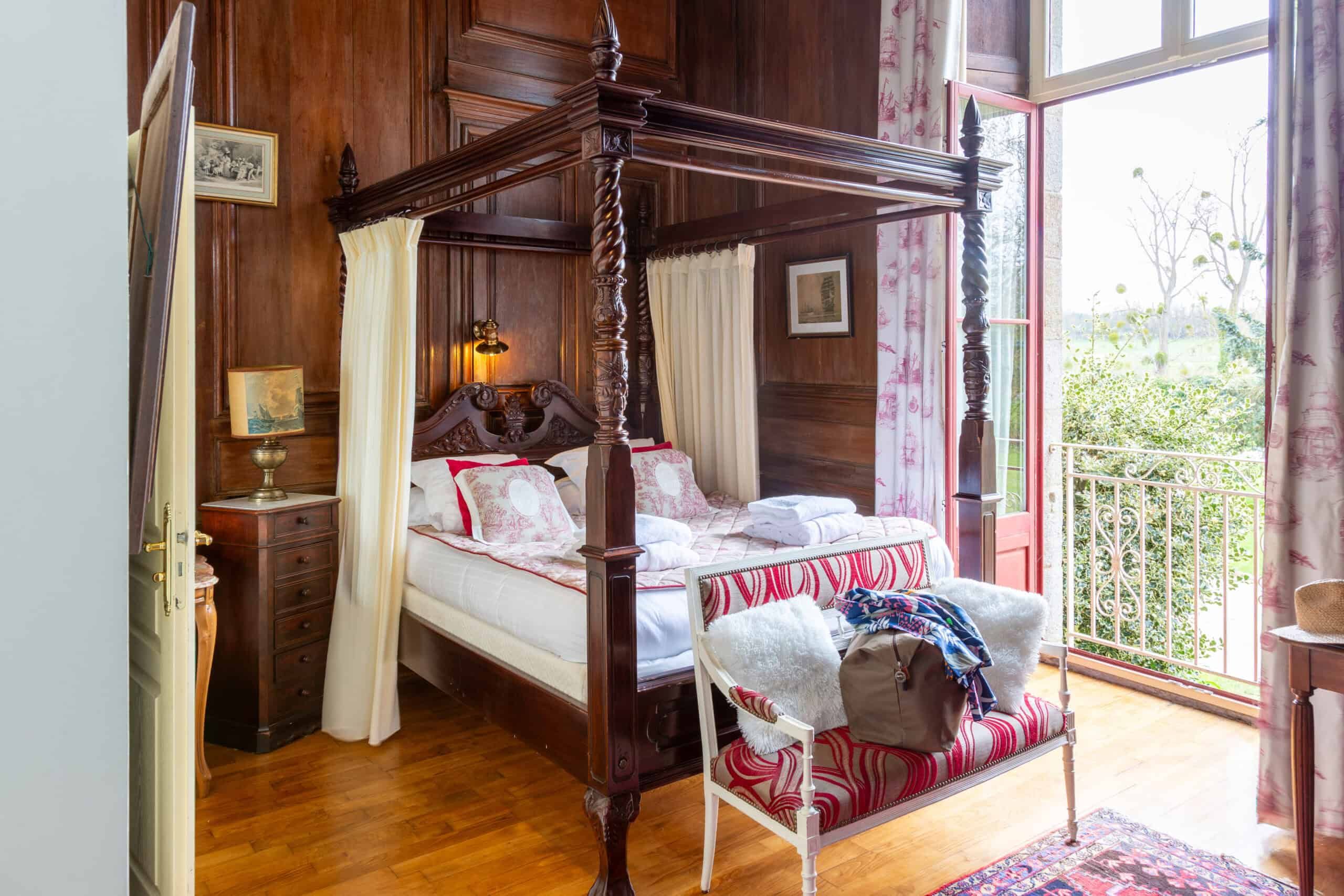 Chambre baldaquin toile de jouy