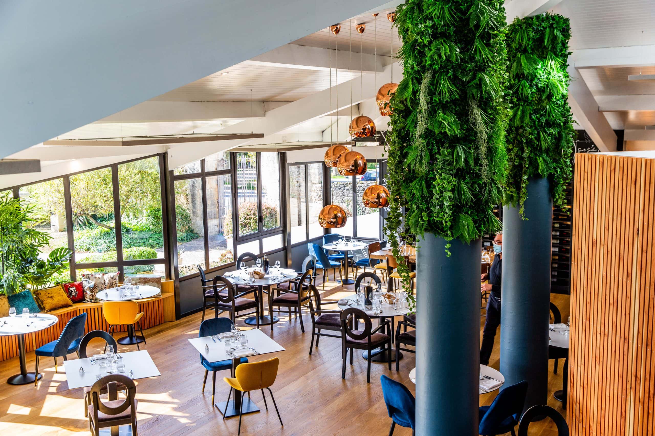 Restaurant vue jardin