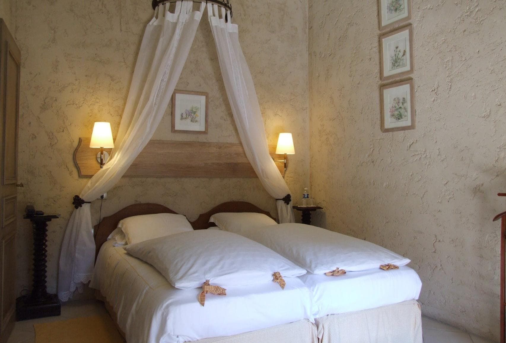 Chambre baldaquin