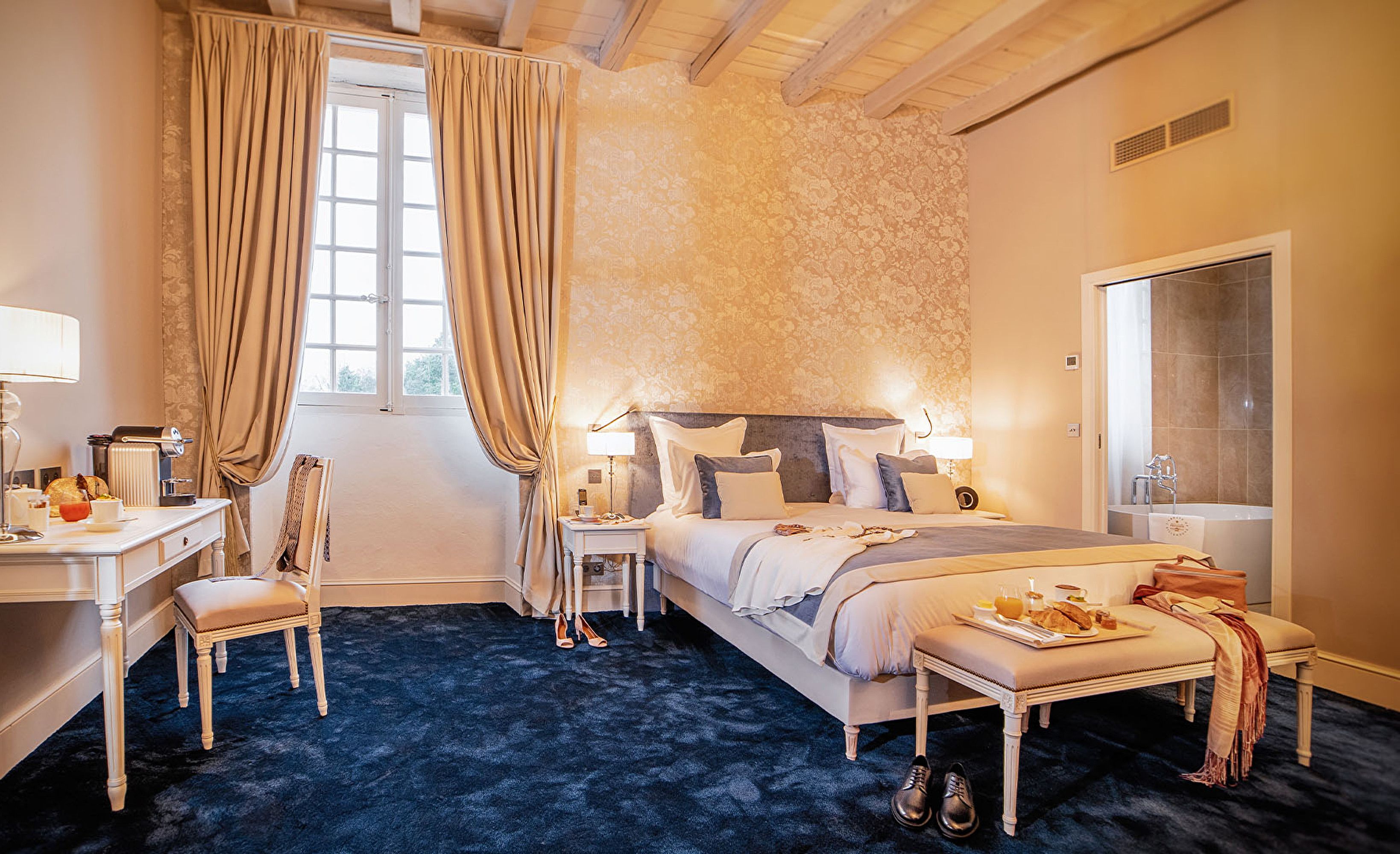 Chambre double papier peint