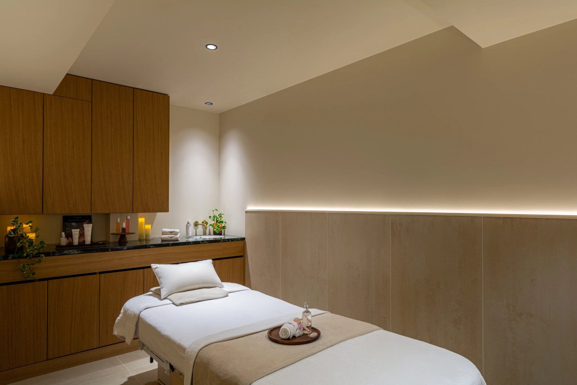 Spa cabine massage