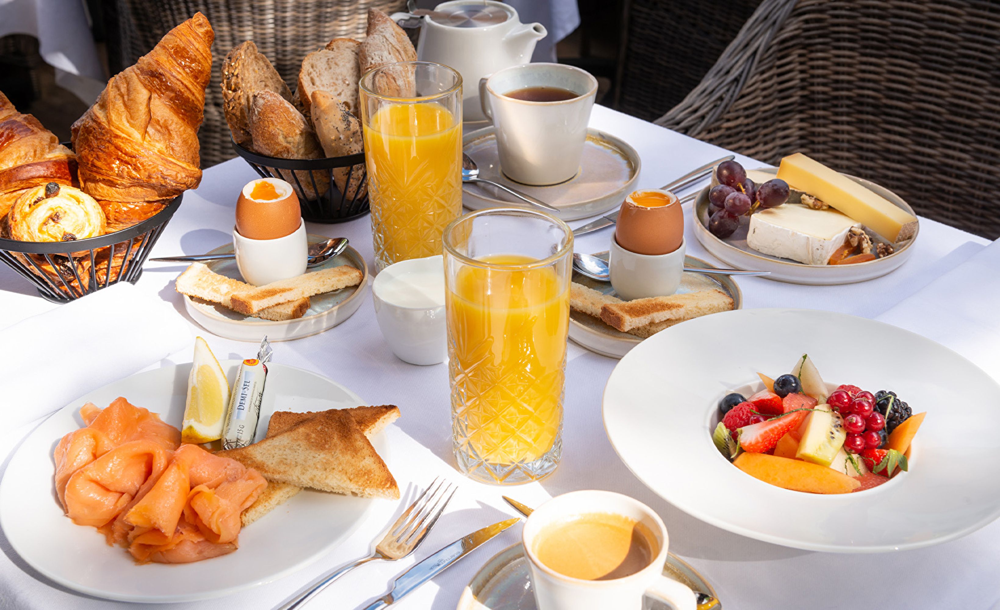 Petit dejeuner en terrasse