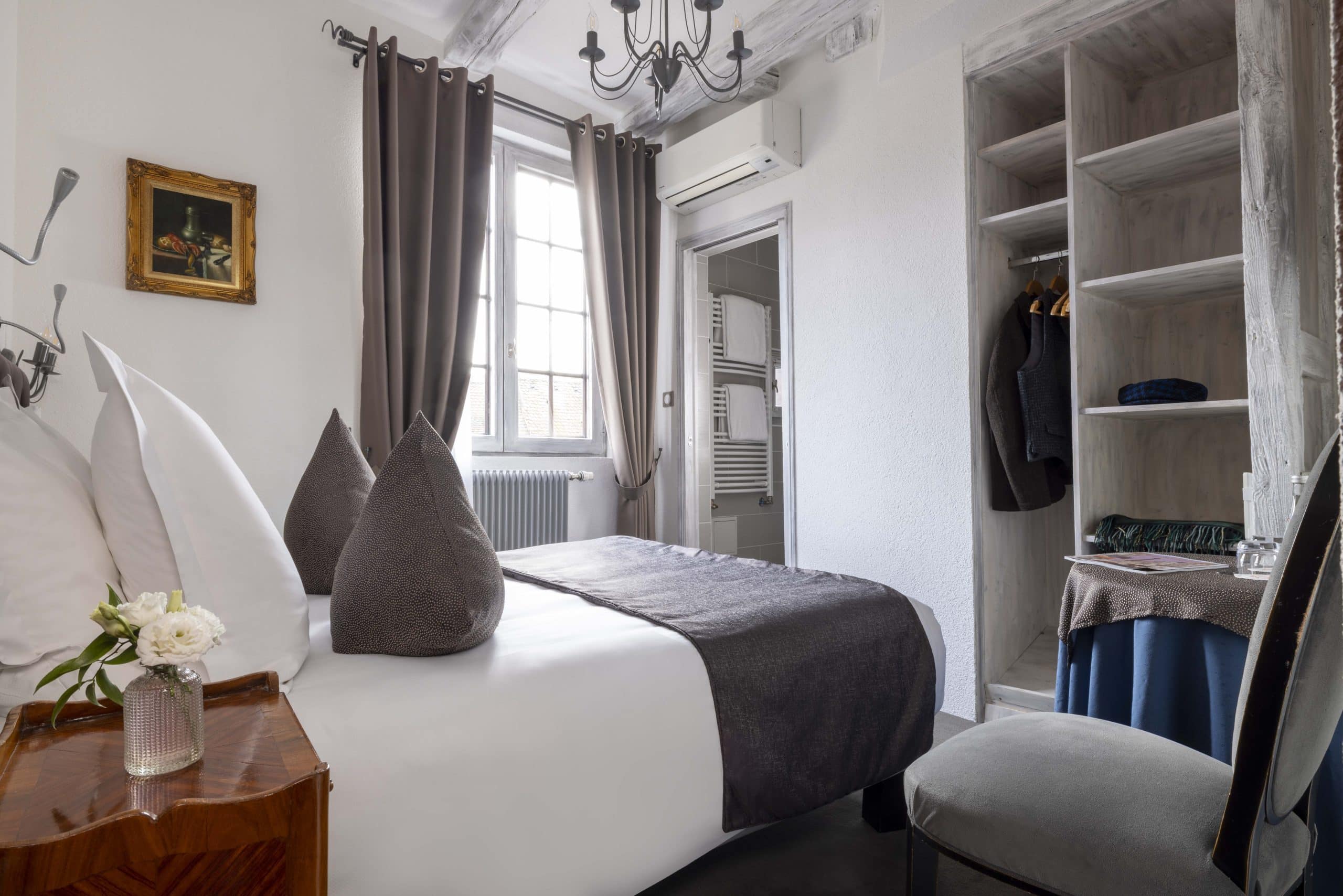 Chambre double moderne grise