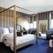 Chambre baldaquin