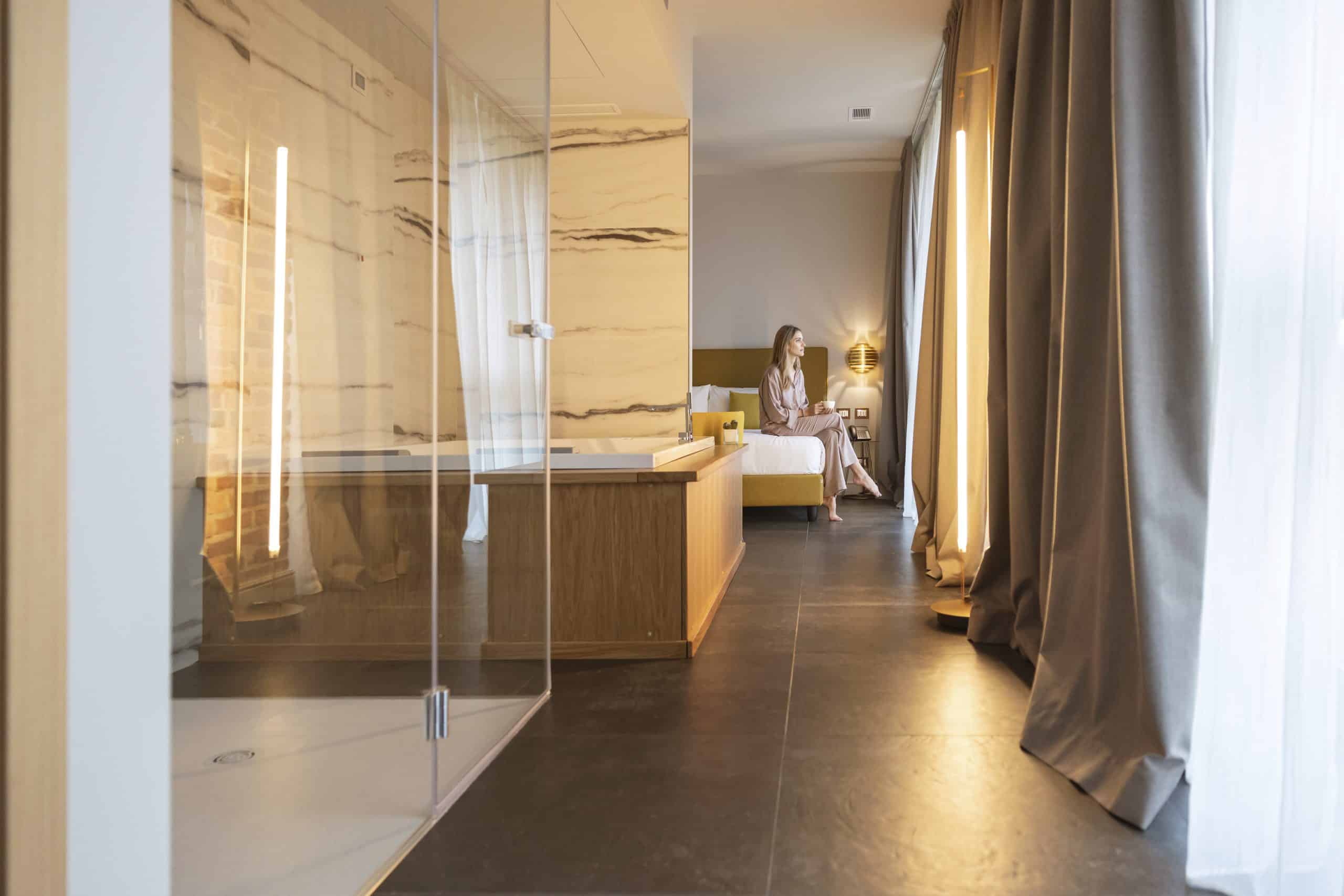 Chambre suite baignoire vue