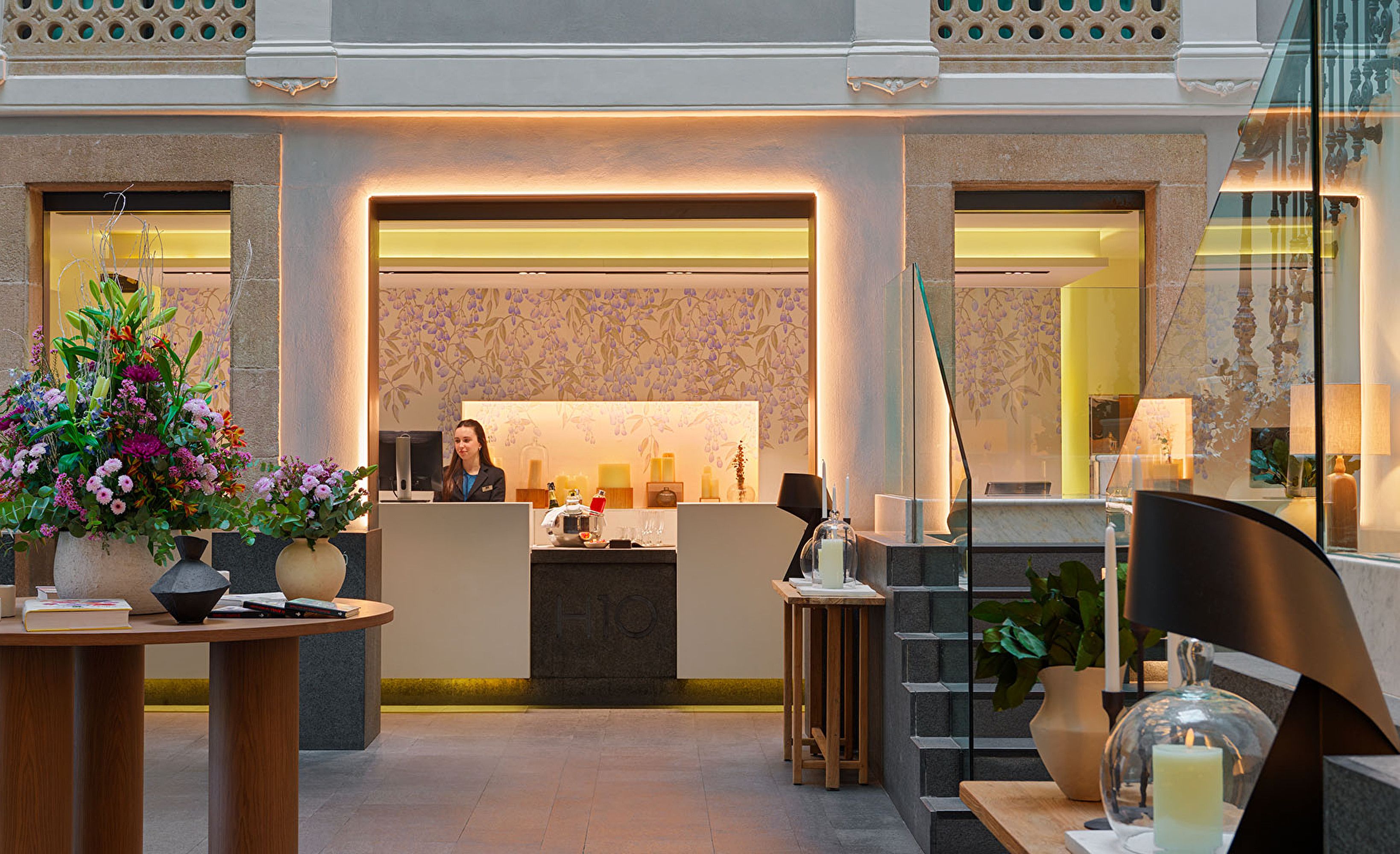 Lobby reception