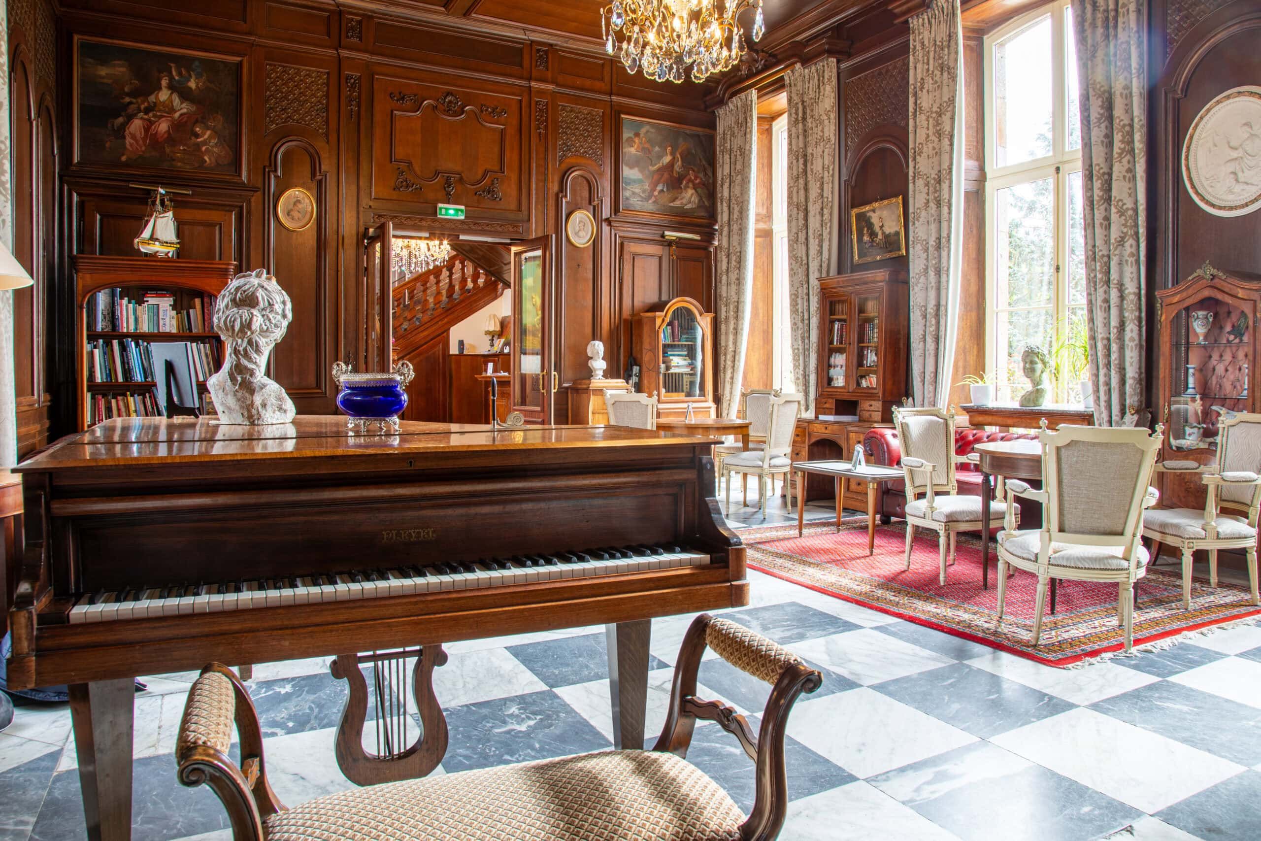 Salon piano