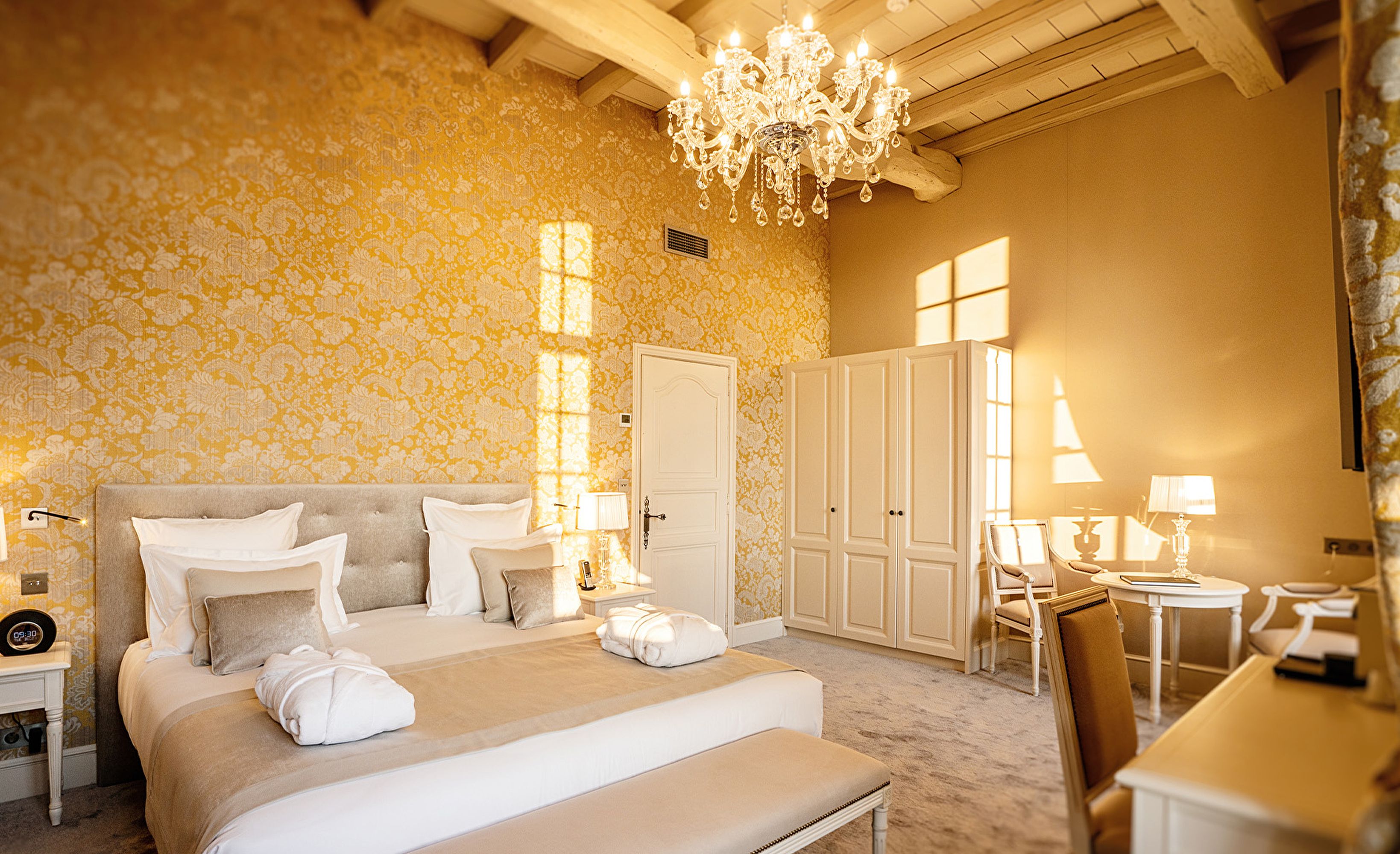 Chambre double doree lustre