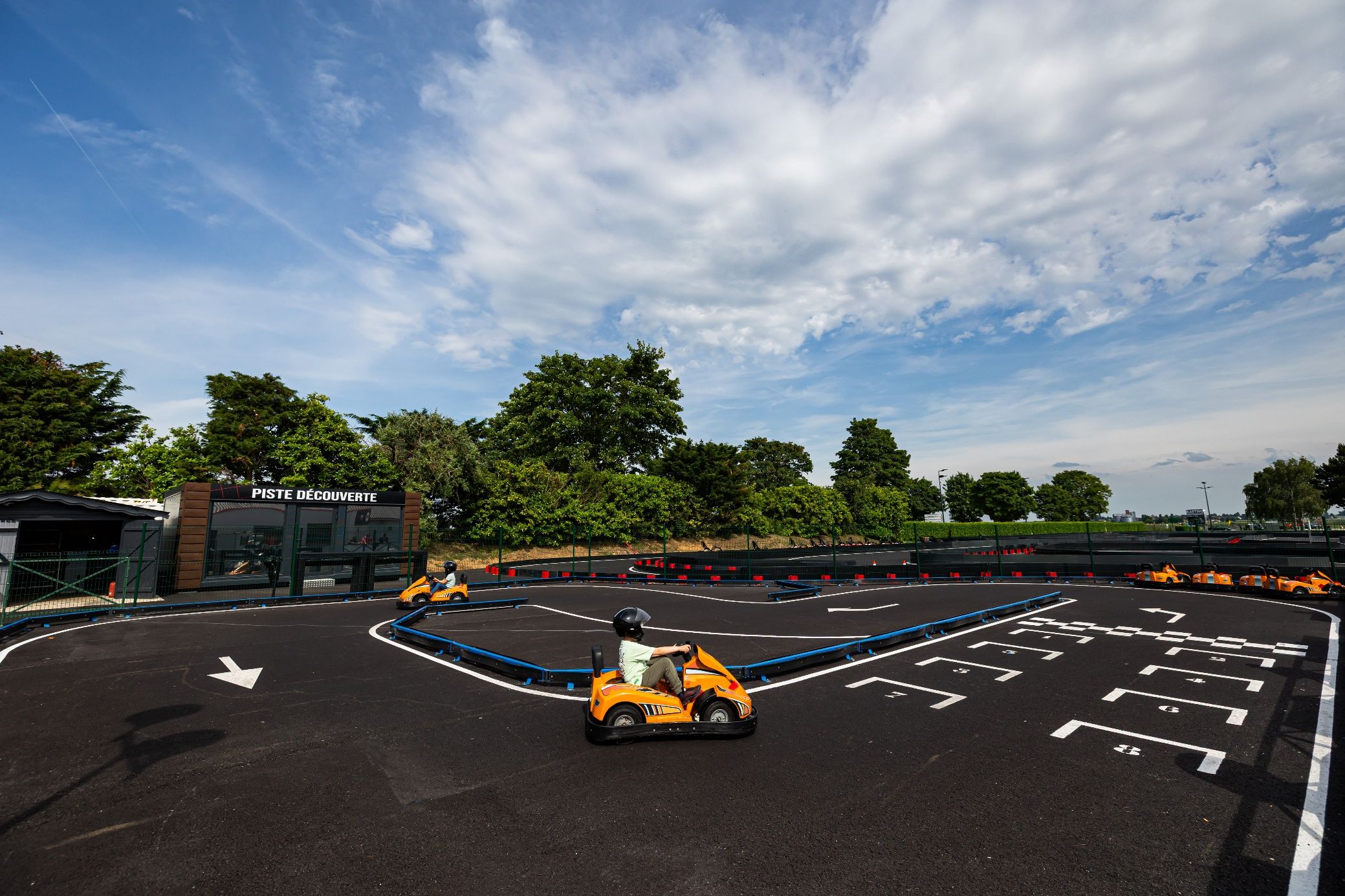 Piste découverte d'apprentissage de karting jeunes