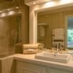 Salle de bain marbre douche italienne