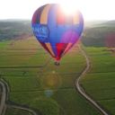Vol en montgolfière au-dessus des vignes bourguignonnes