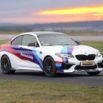 BMW Formula Kids sur circuit au coucher de soleil