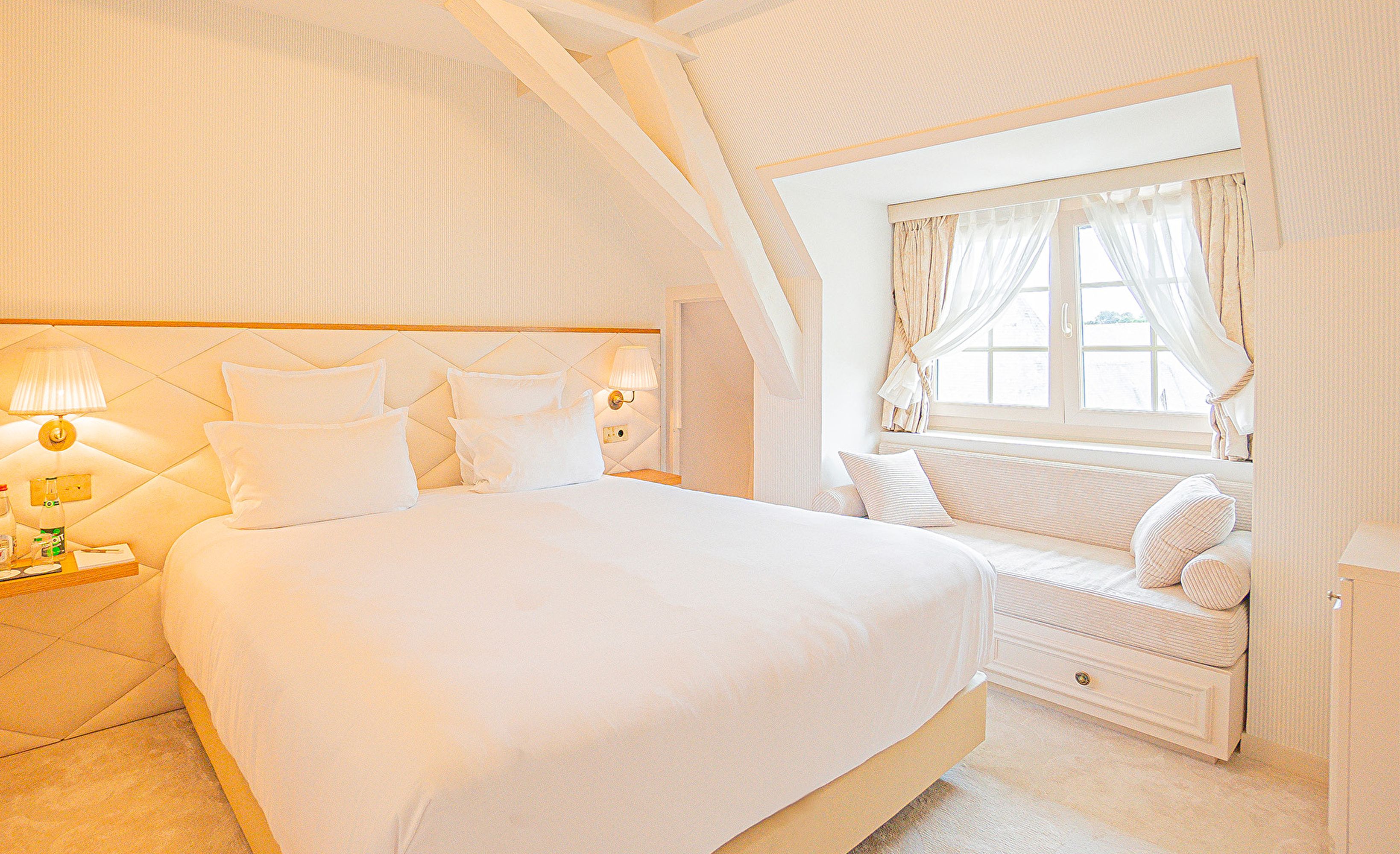 Chambre double mansardee