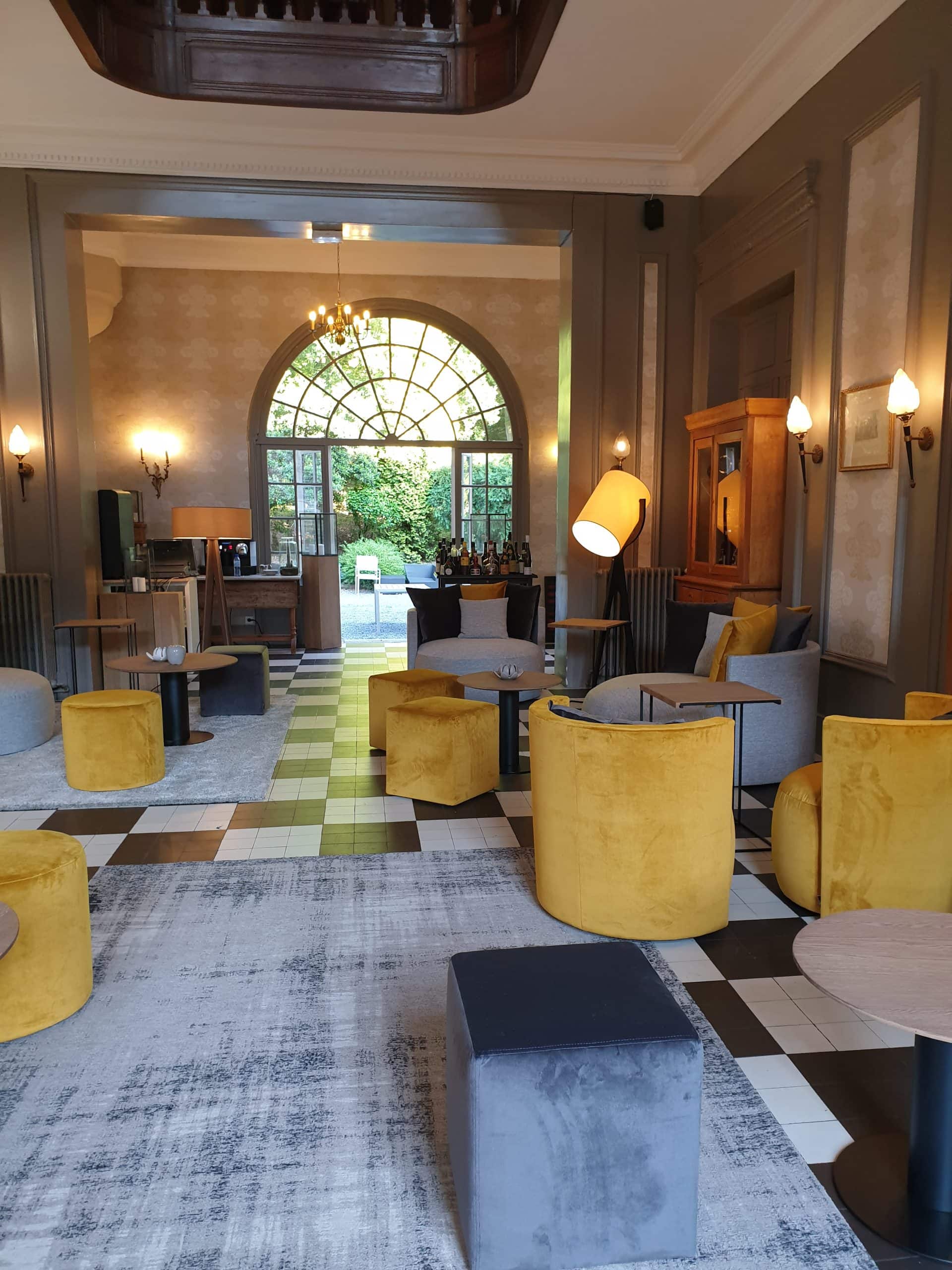Salon jaune