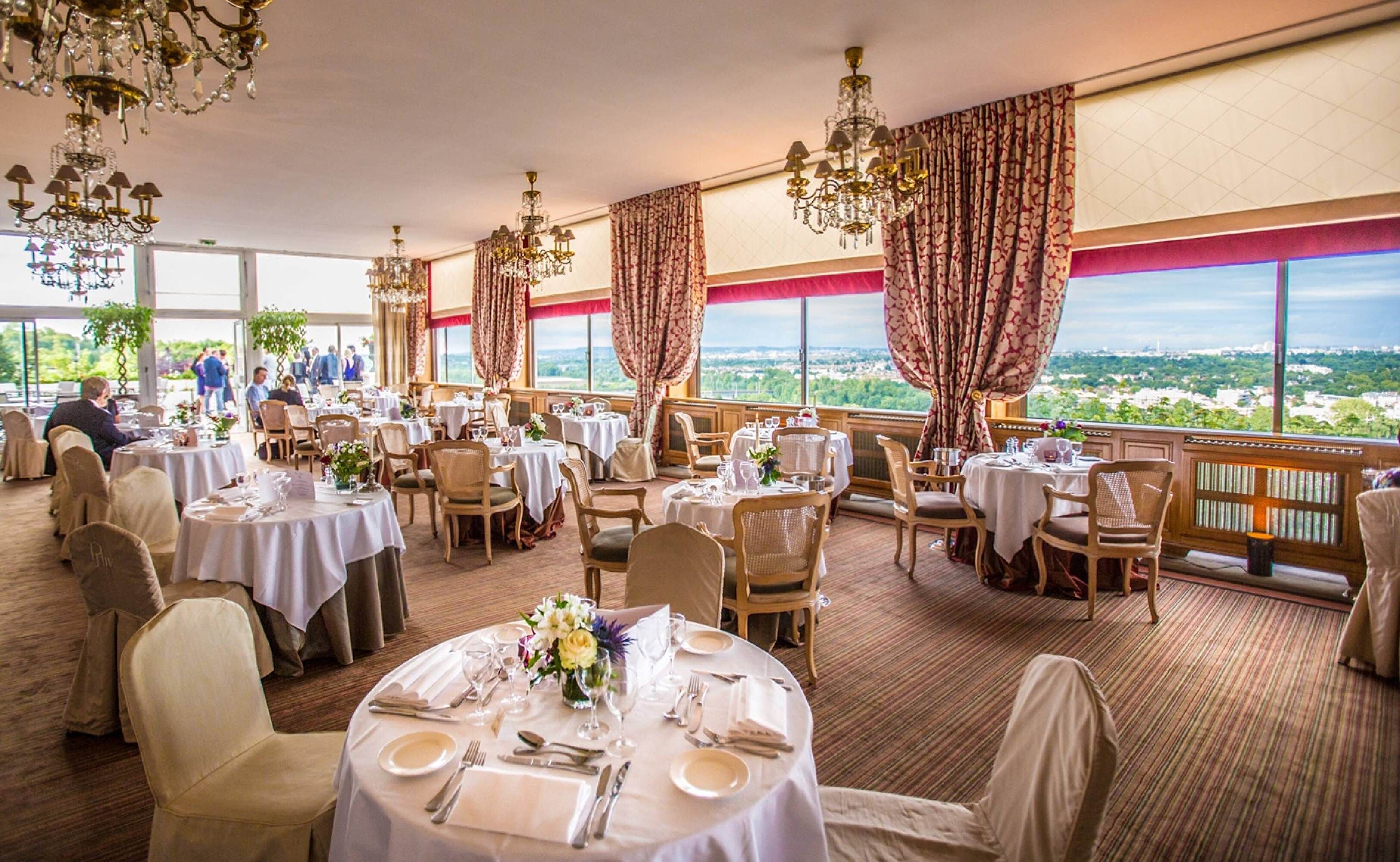 Restaurant gastronomique vue panoramique