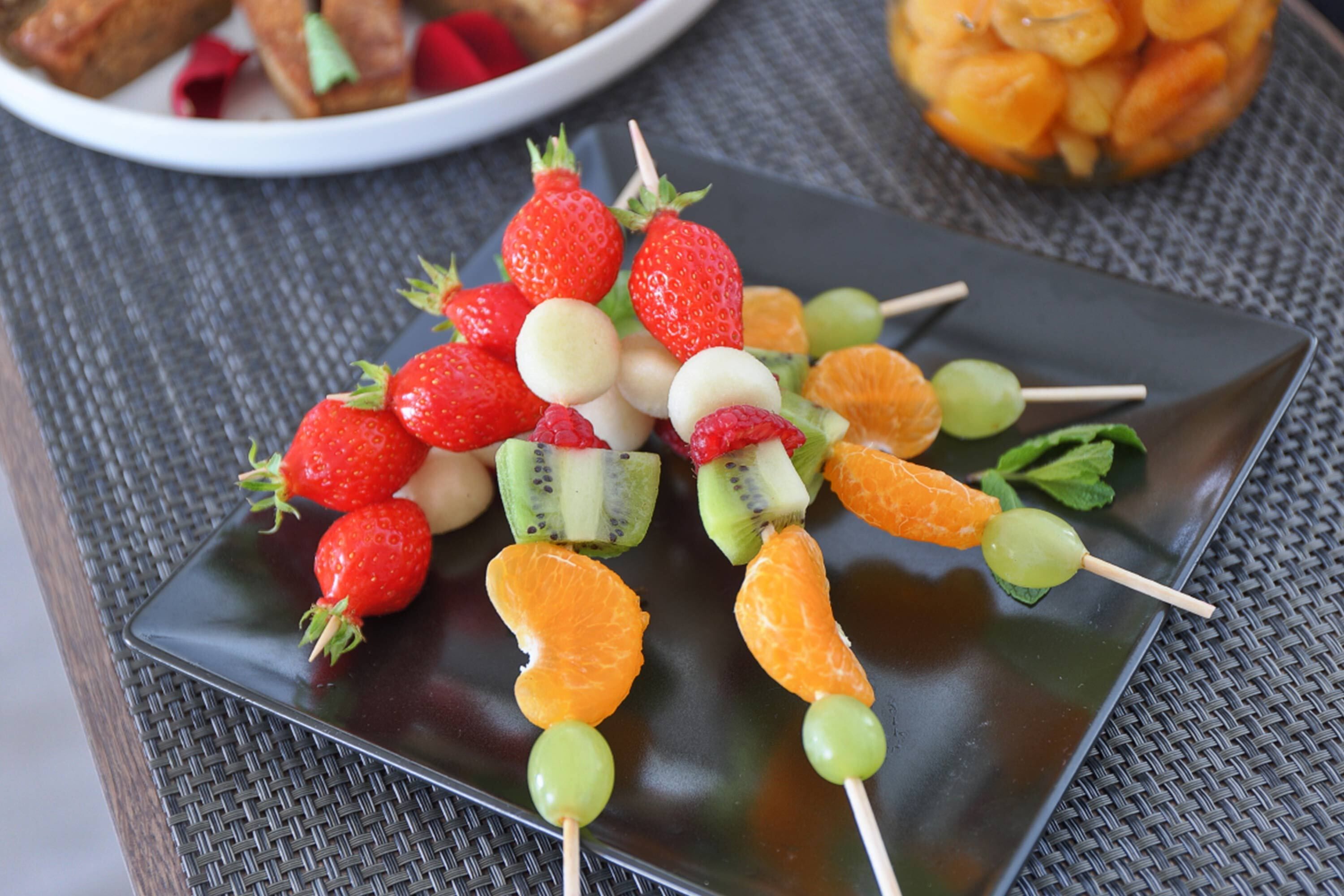 Brochettes de fruits welcome