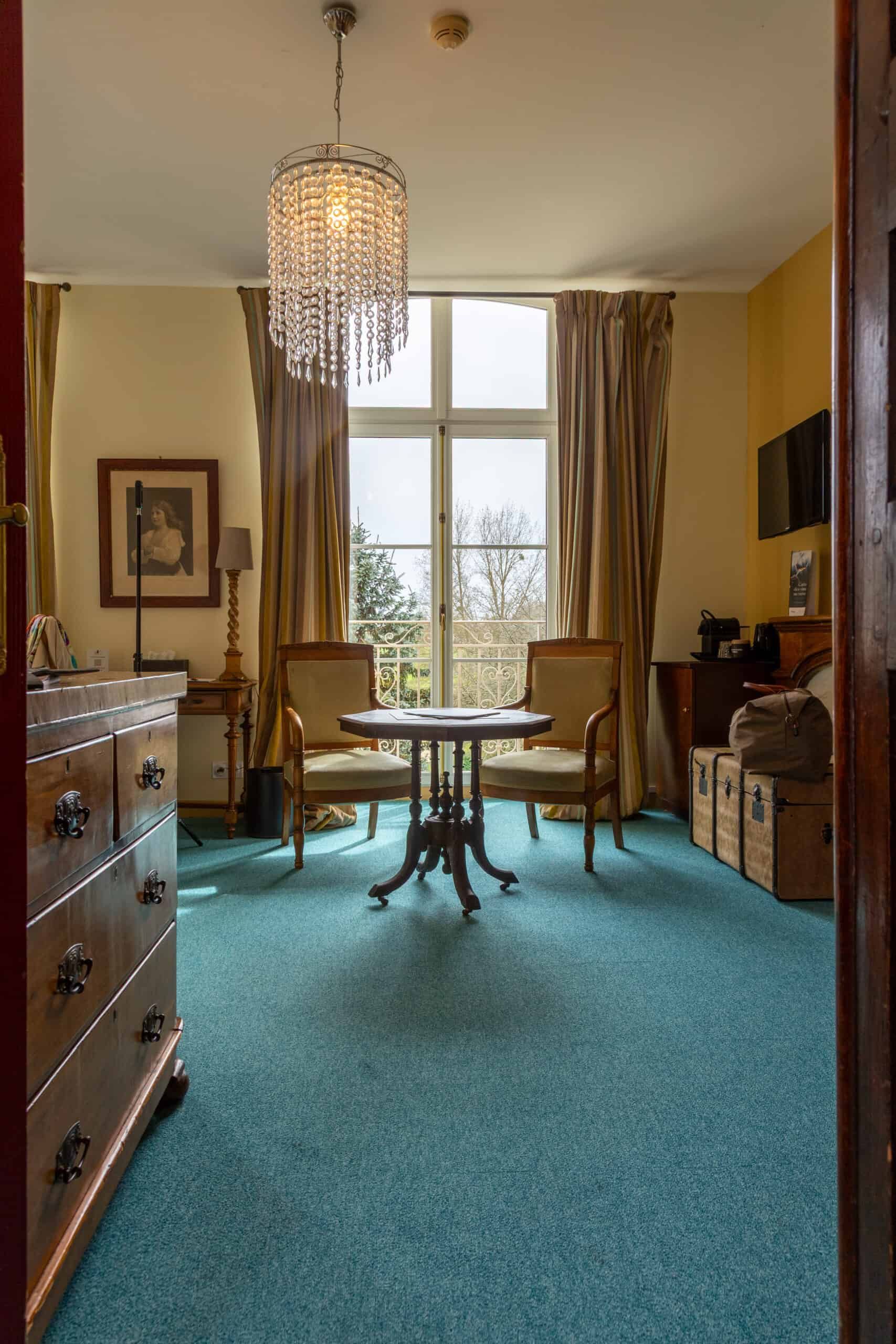 Chambre double jaune mont st michel
