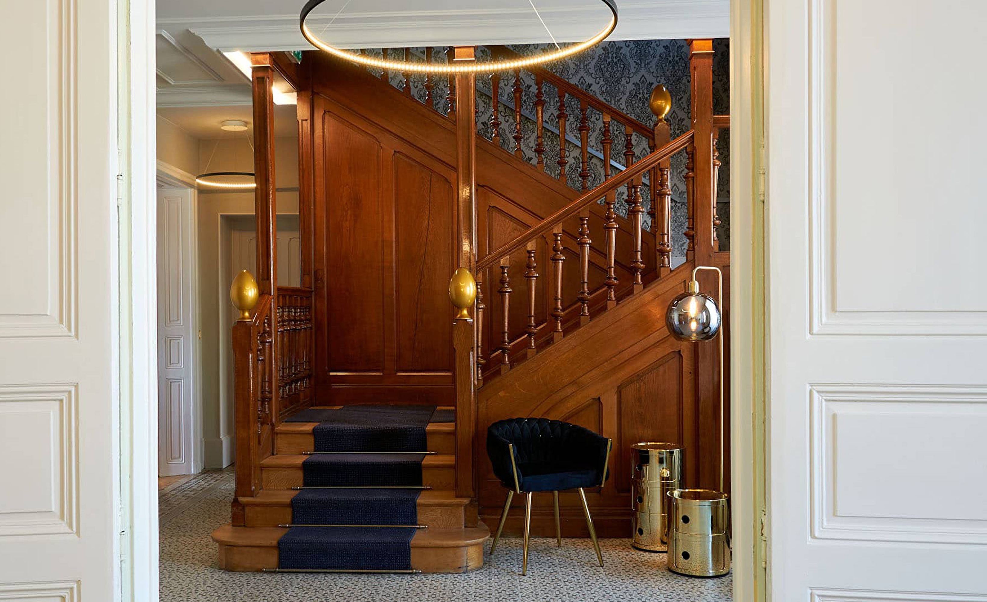 Lobby escalier