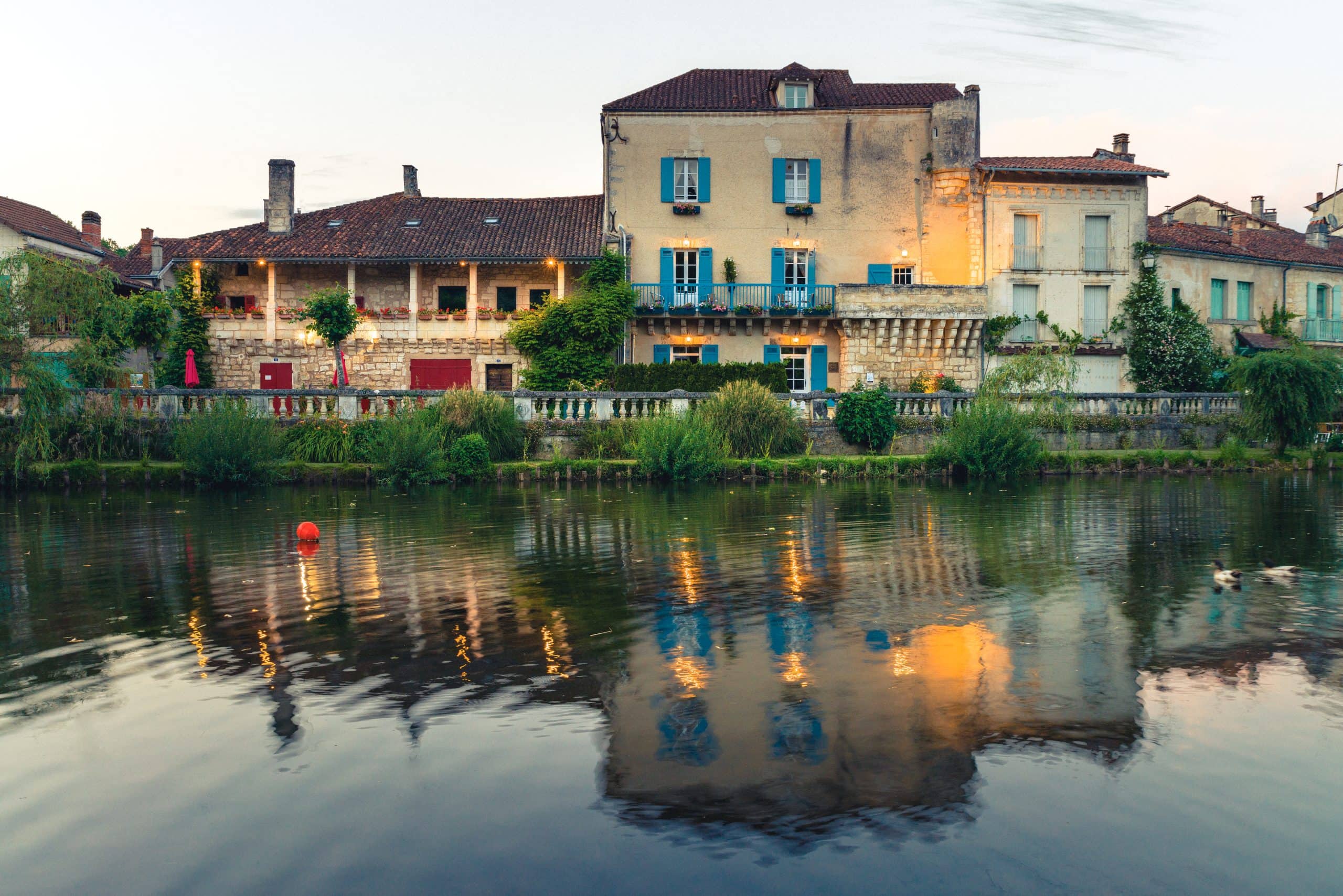 Vue riviere reflets