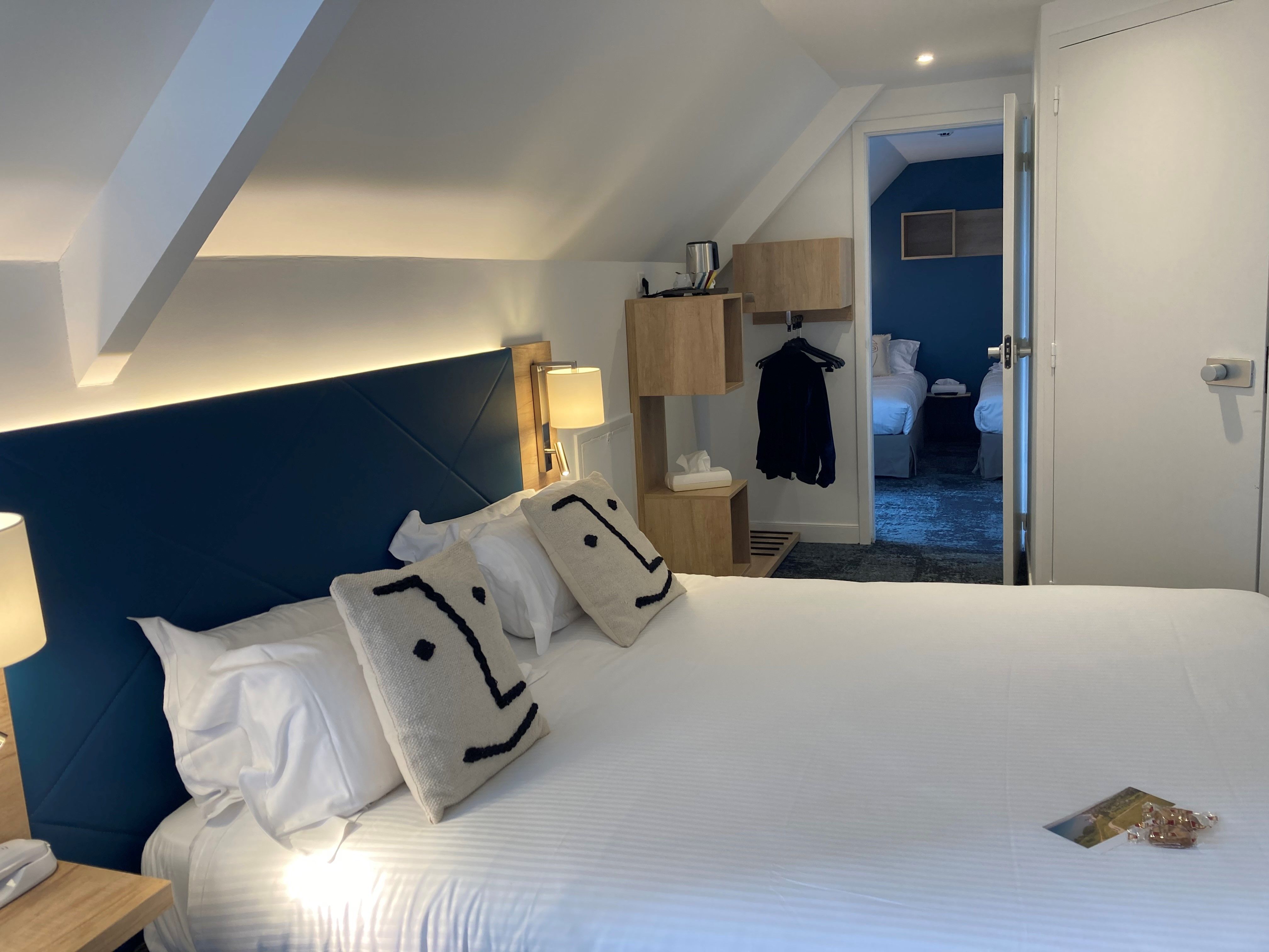 Chambre familiale mansardee