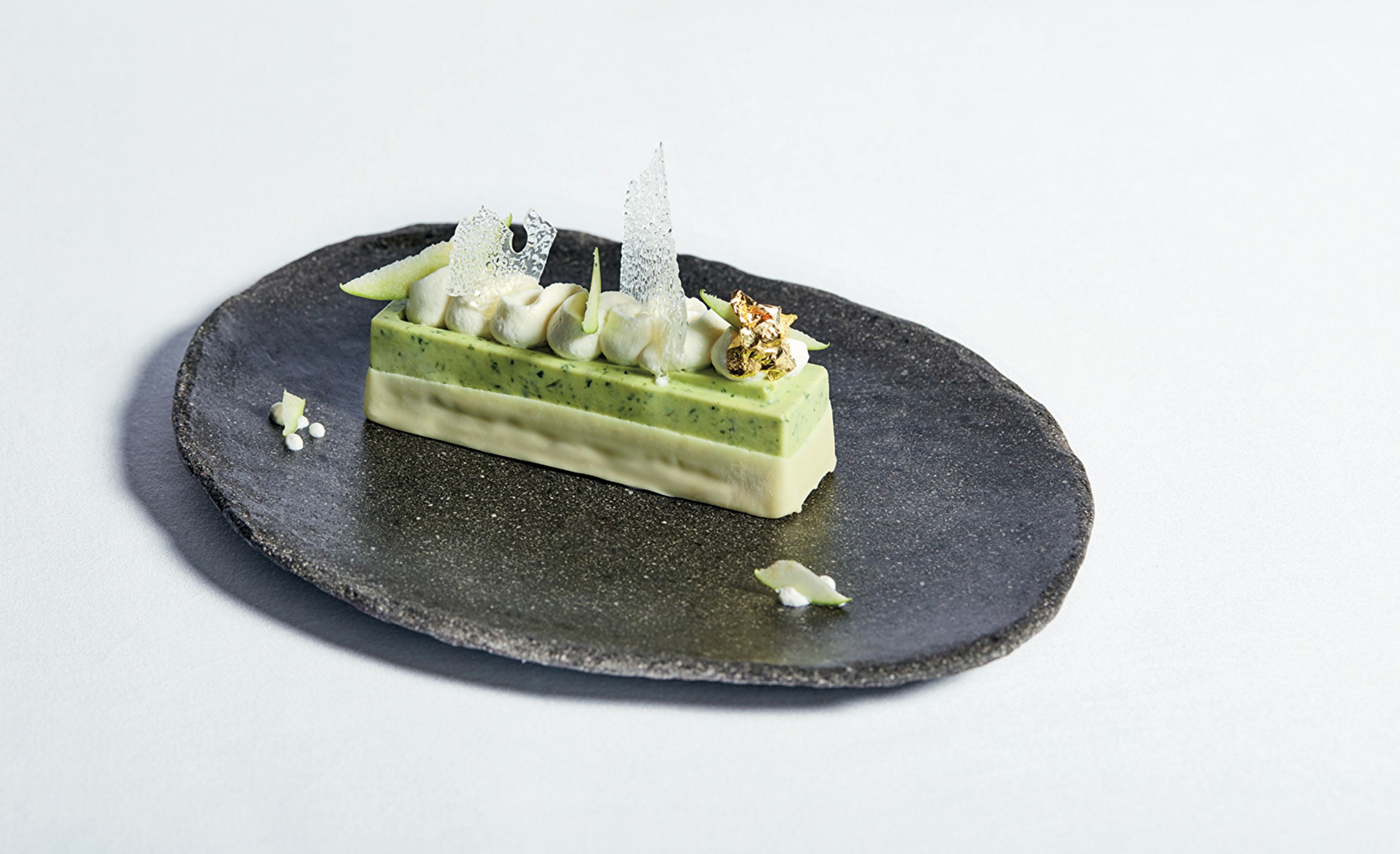 Dessert signature pistache pomme