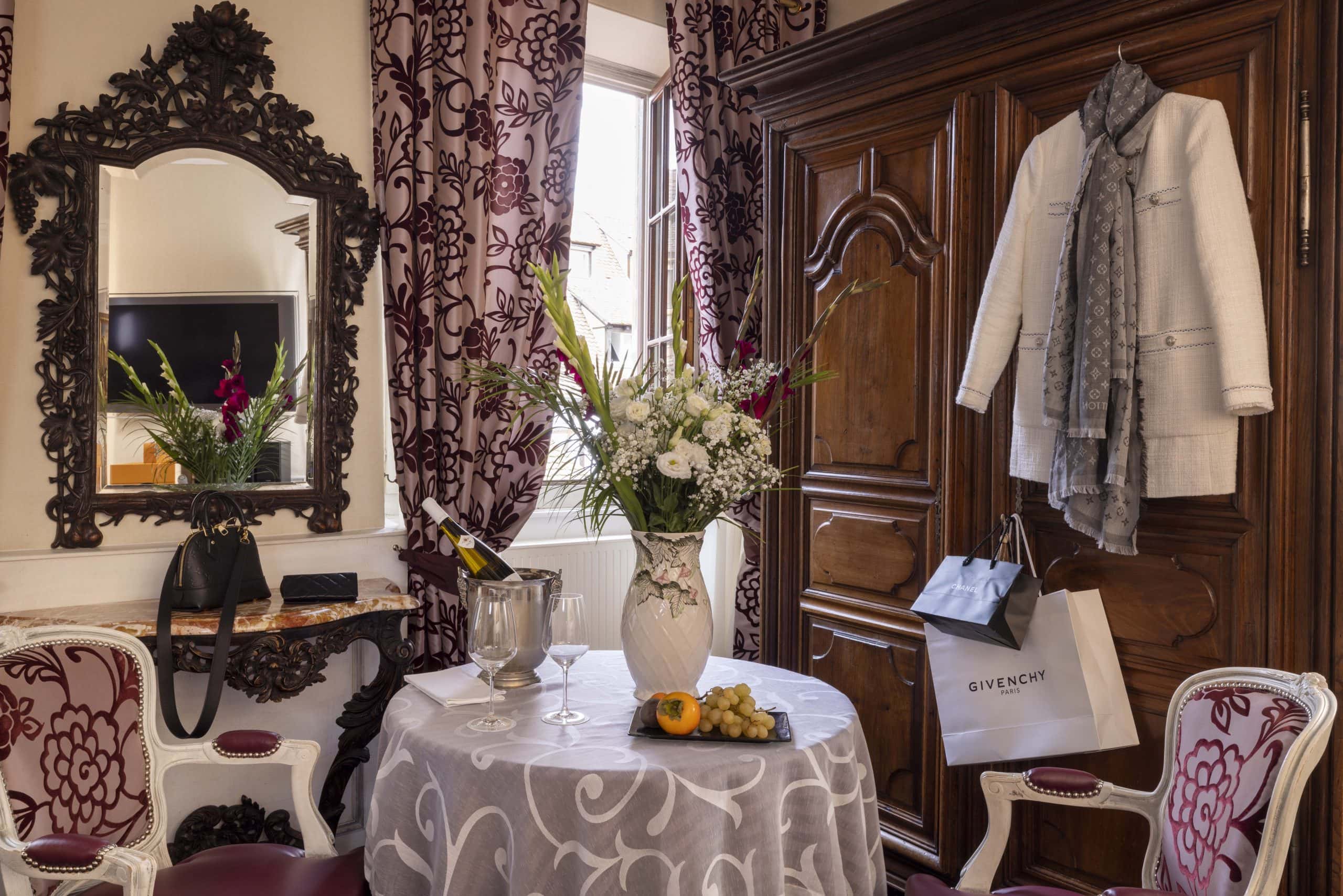 Chambre detail givenchy