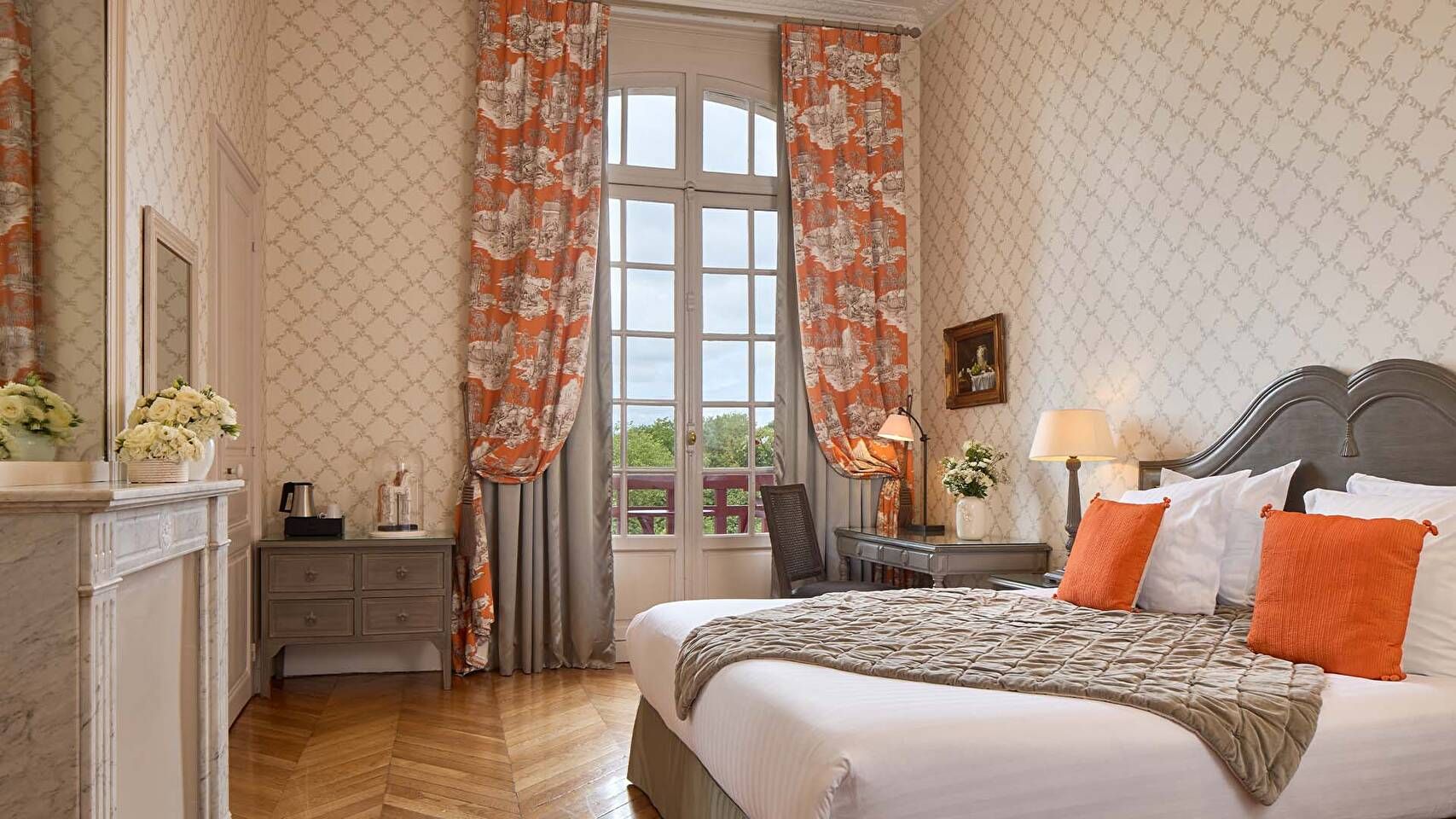Chambre detail tete lit