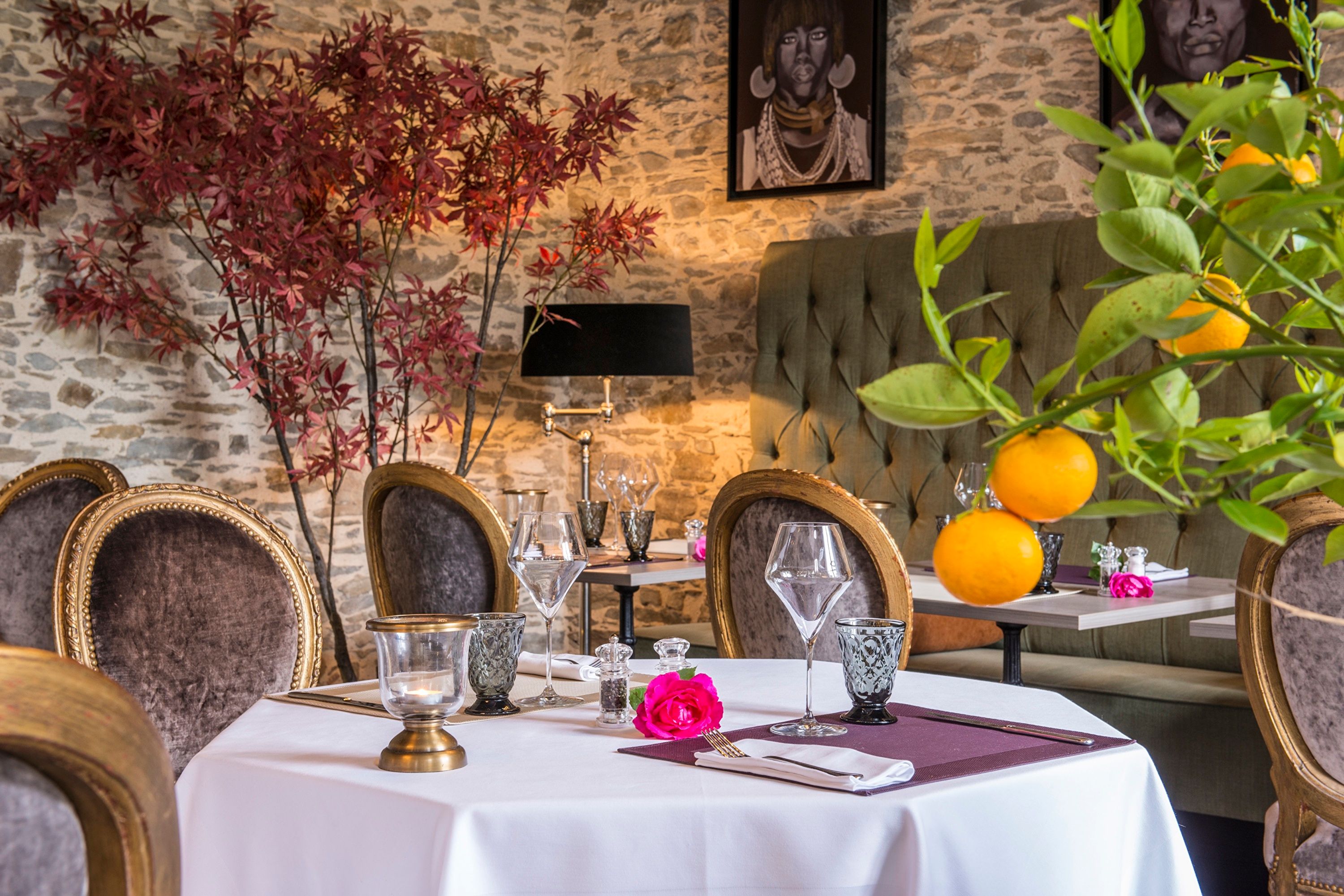 Restaurant table dressee